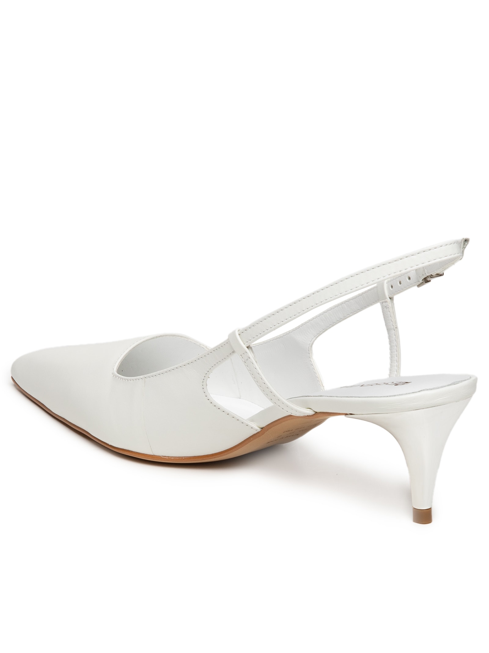 Scarpin Bico Fino Em Couro Branco '2Essential