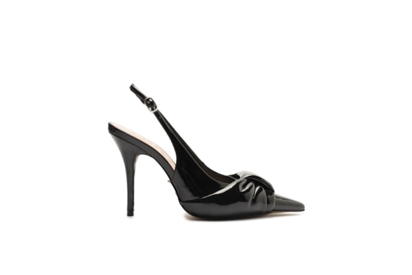 Scarpin Verniz Slingback Puffer - Preto