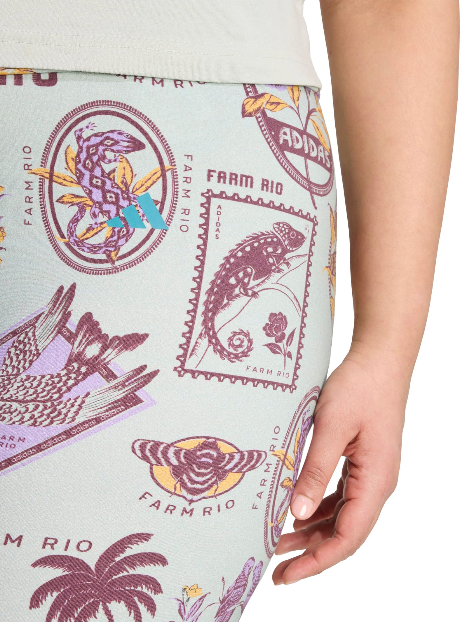 Short Biker Feminino Plus Size Cinza Adidas + Farm