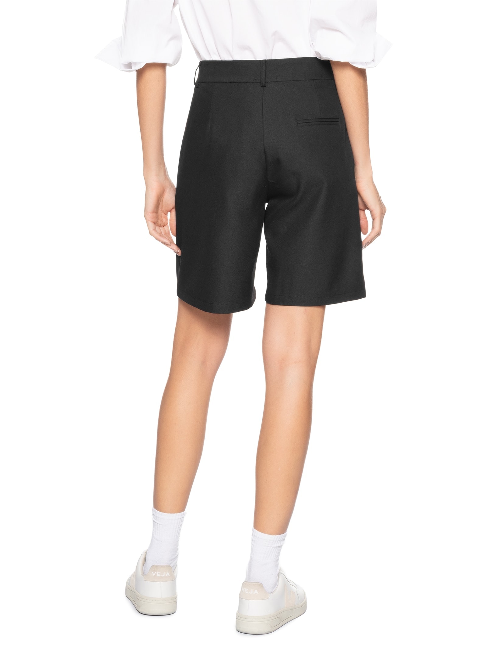 Short Feminino Alfaiataria Preto Basiq