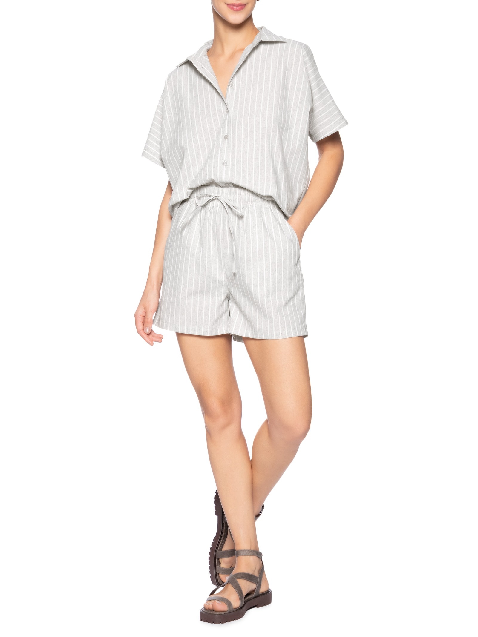 Short Feminino Básico Listrado Cinza  Basiq