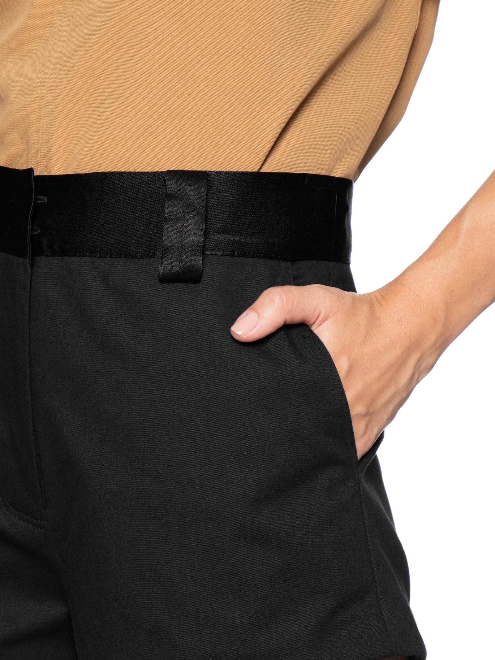 Short Feminino Cós Alfaiate – Preto Animale Jeans