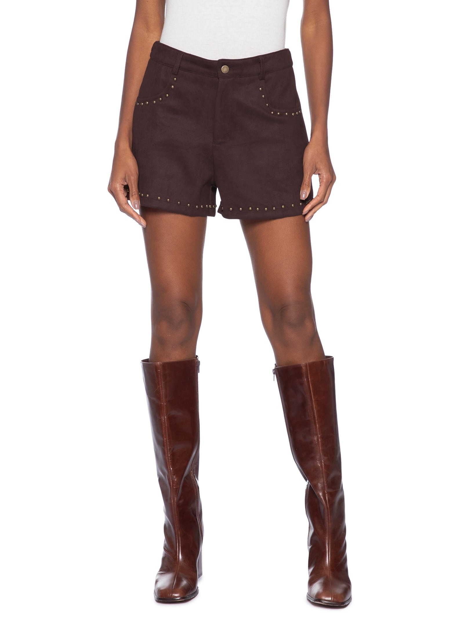 Short Feminino Em Suede Com Tachas Vermelho Market 33