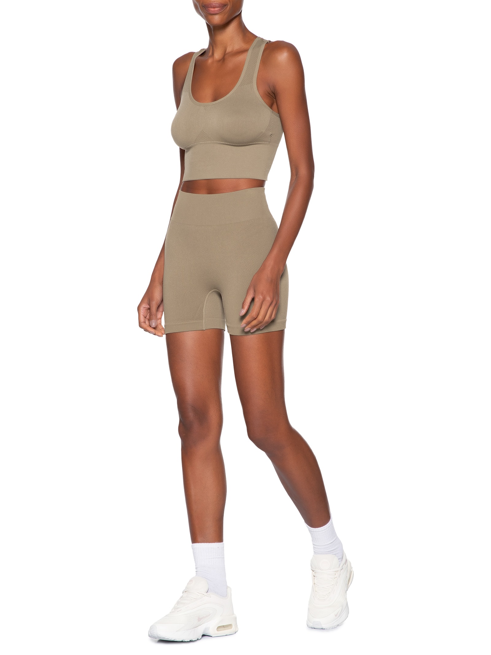 Short Feminino Fitness Texturizado Bege Basiq