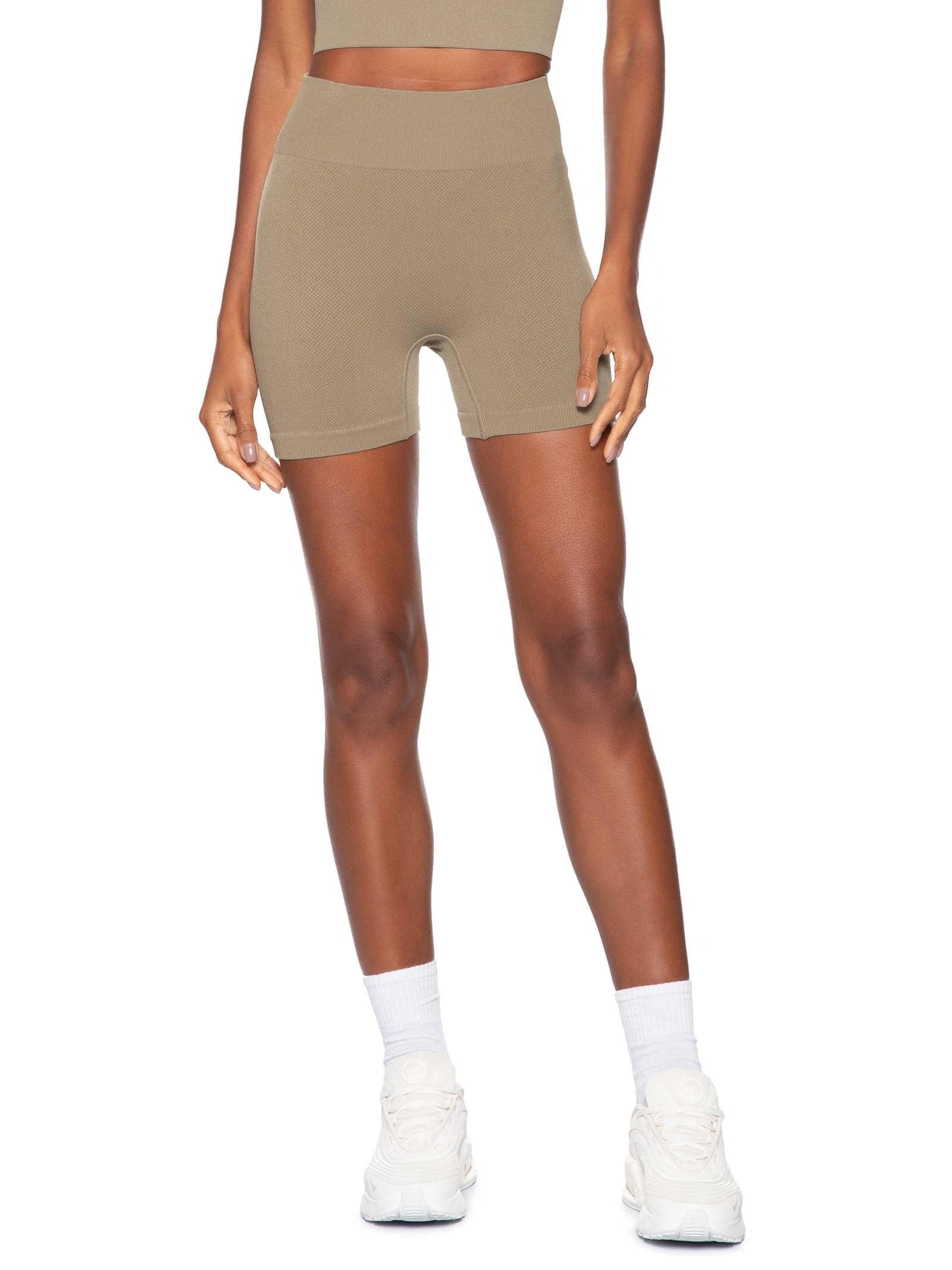 Short Feminino Fitness Texturizado Bege Basiq