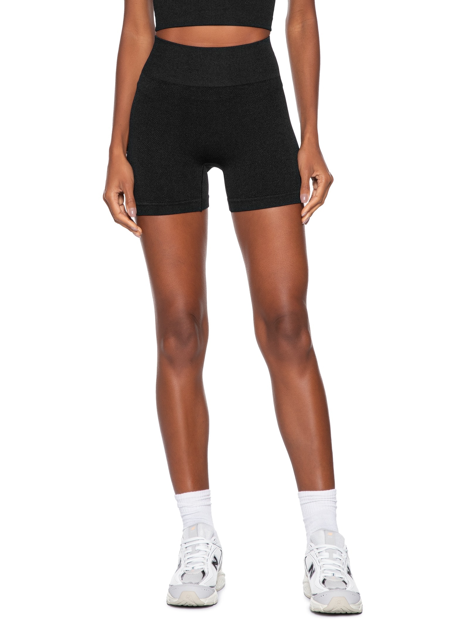 Short Feminino Fitness Texturizado Preto Basiq