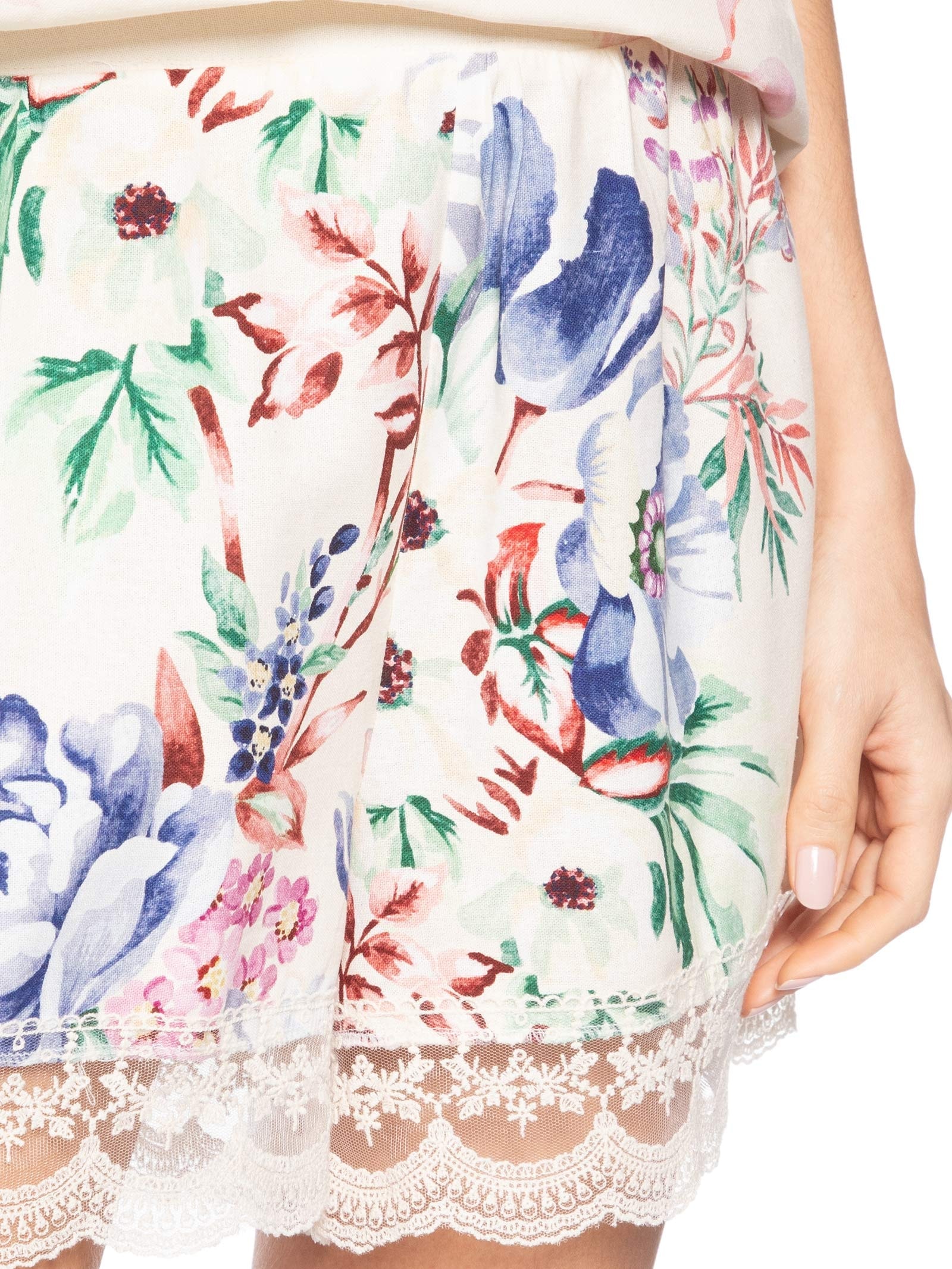 Short Feminino Floral Luma Off White Farm