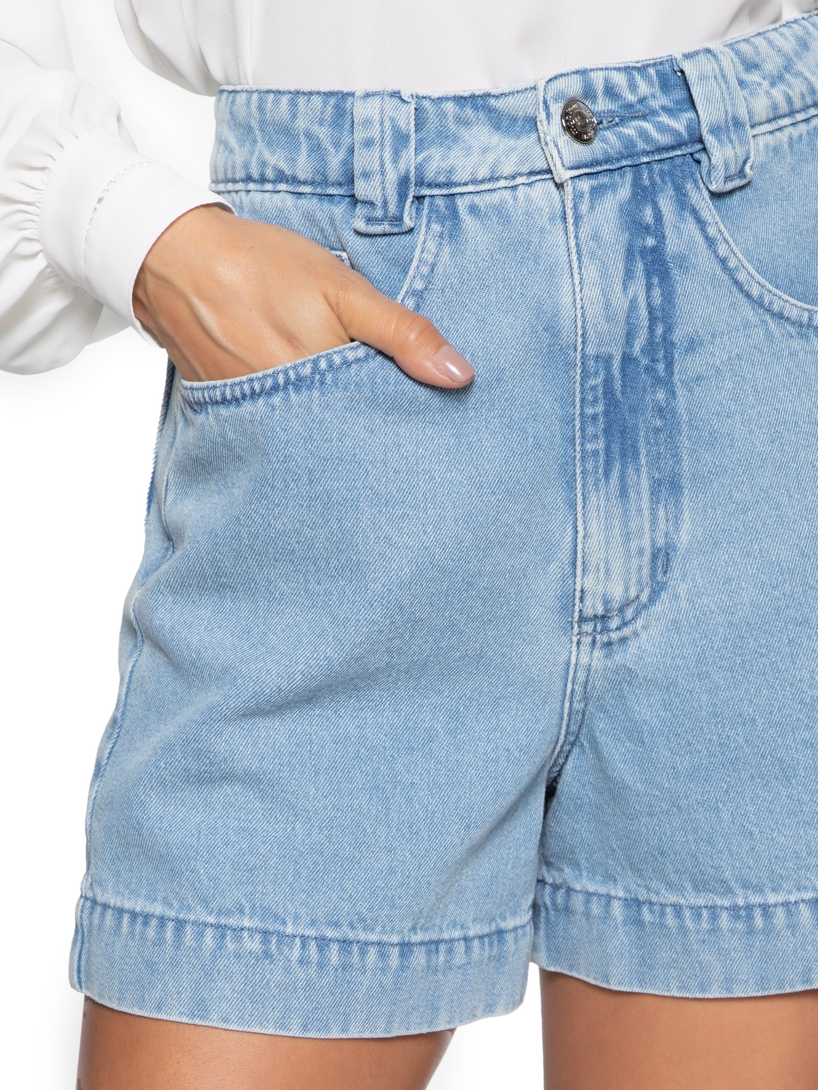 Short Feminino Jeans Bolsos Matelassê Azul Mob