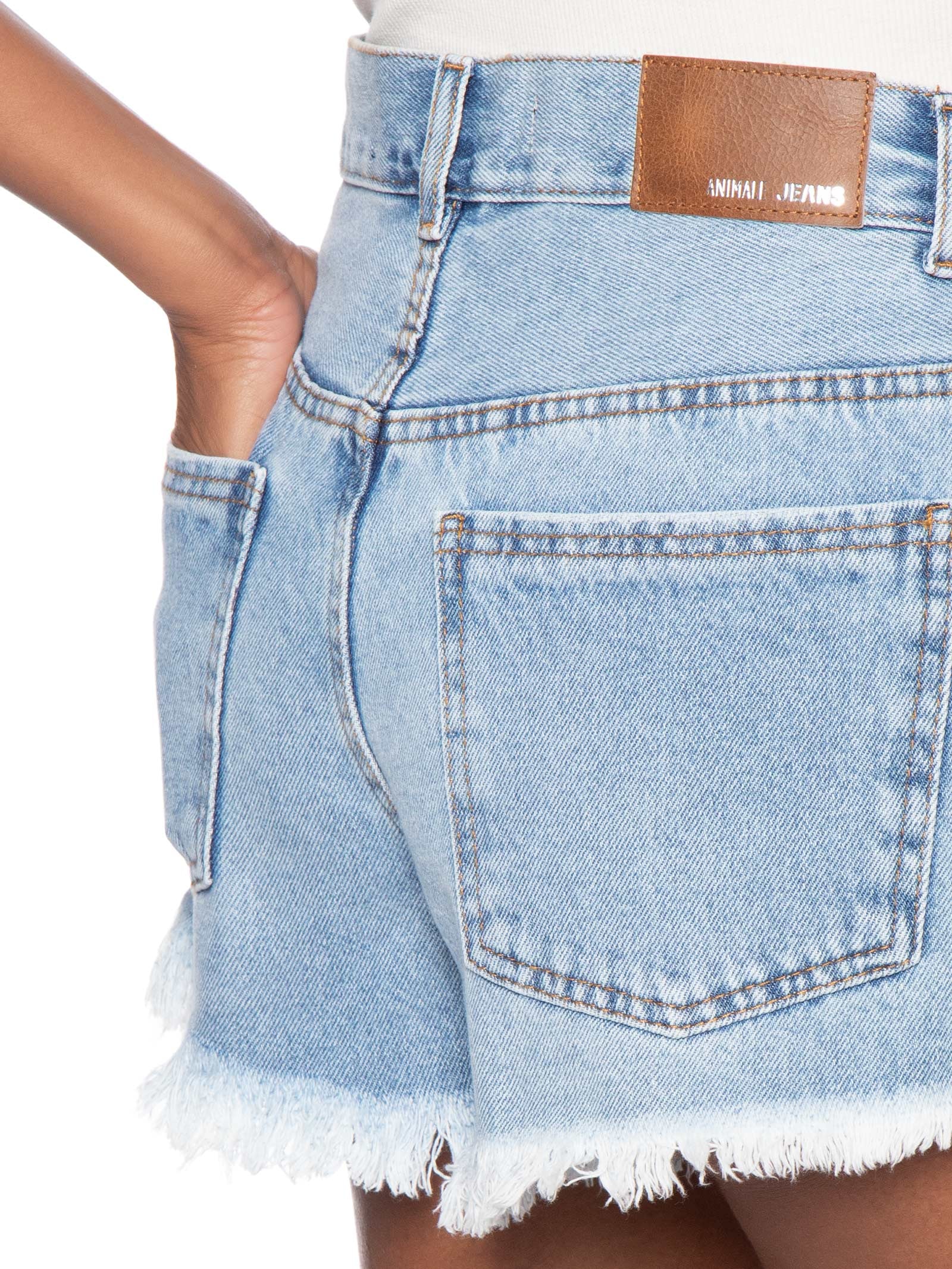 Short Feminino Jeans Boy Silk Metalizado Azul Animale Jeans