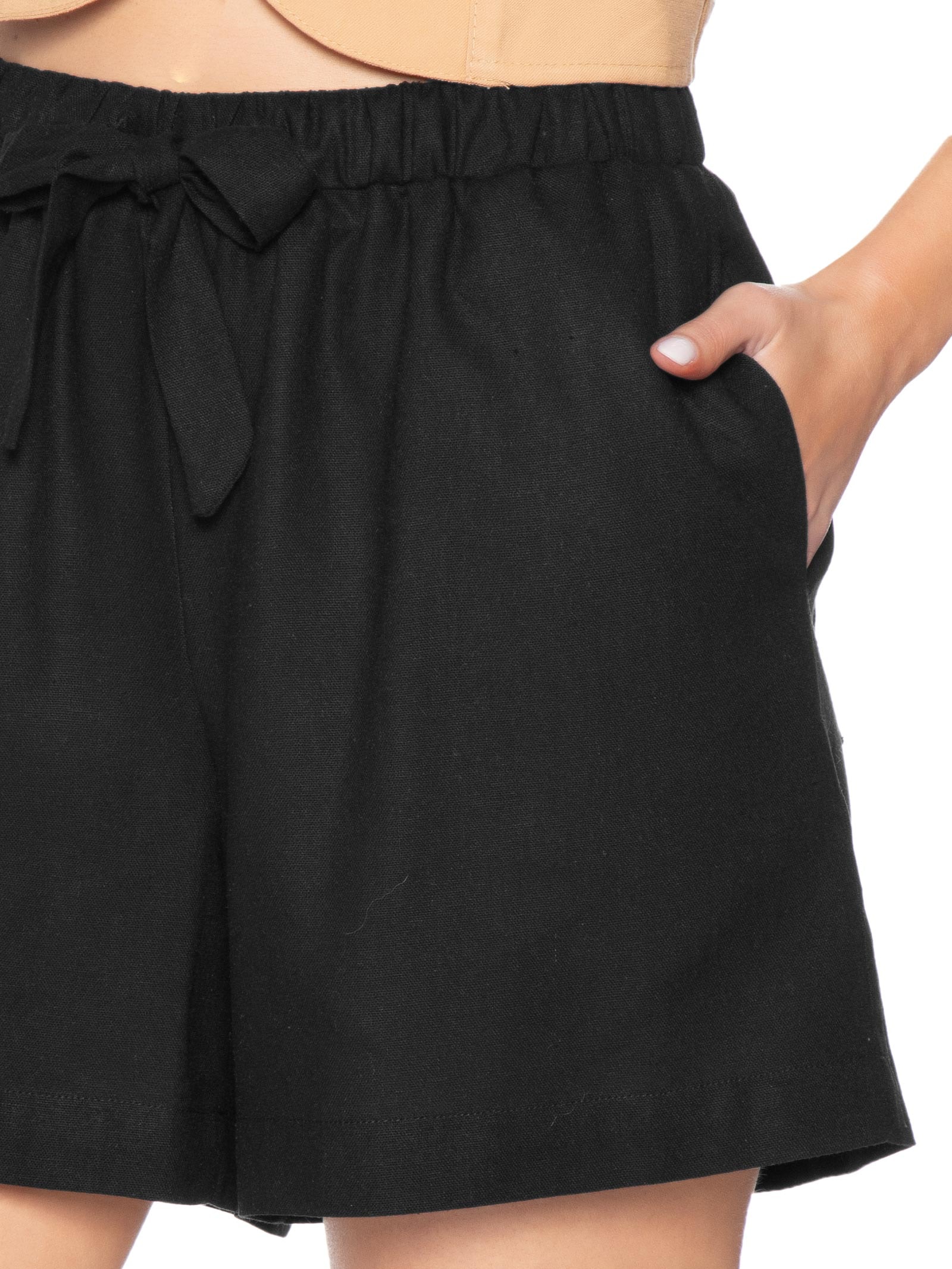 Short Feminino Linho Com Cordão Preto Basiq