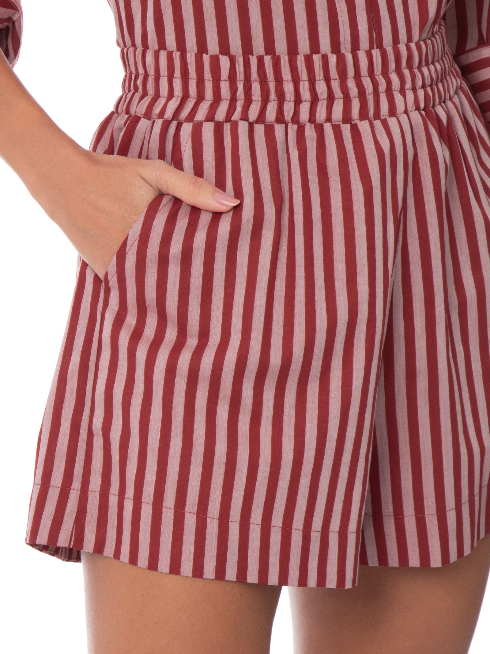 Short Feminino Luiza Tricoline Listras Bisous Vermelho Panô