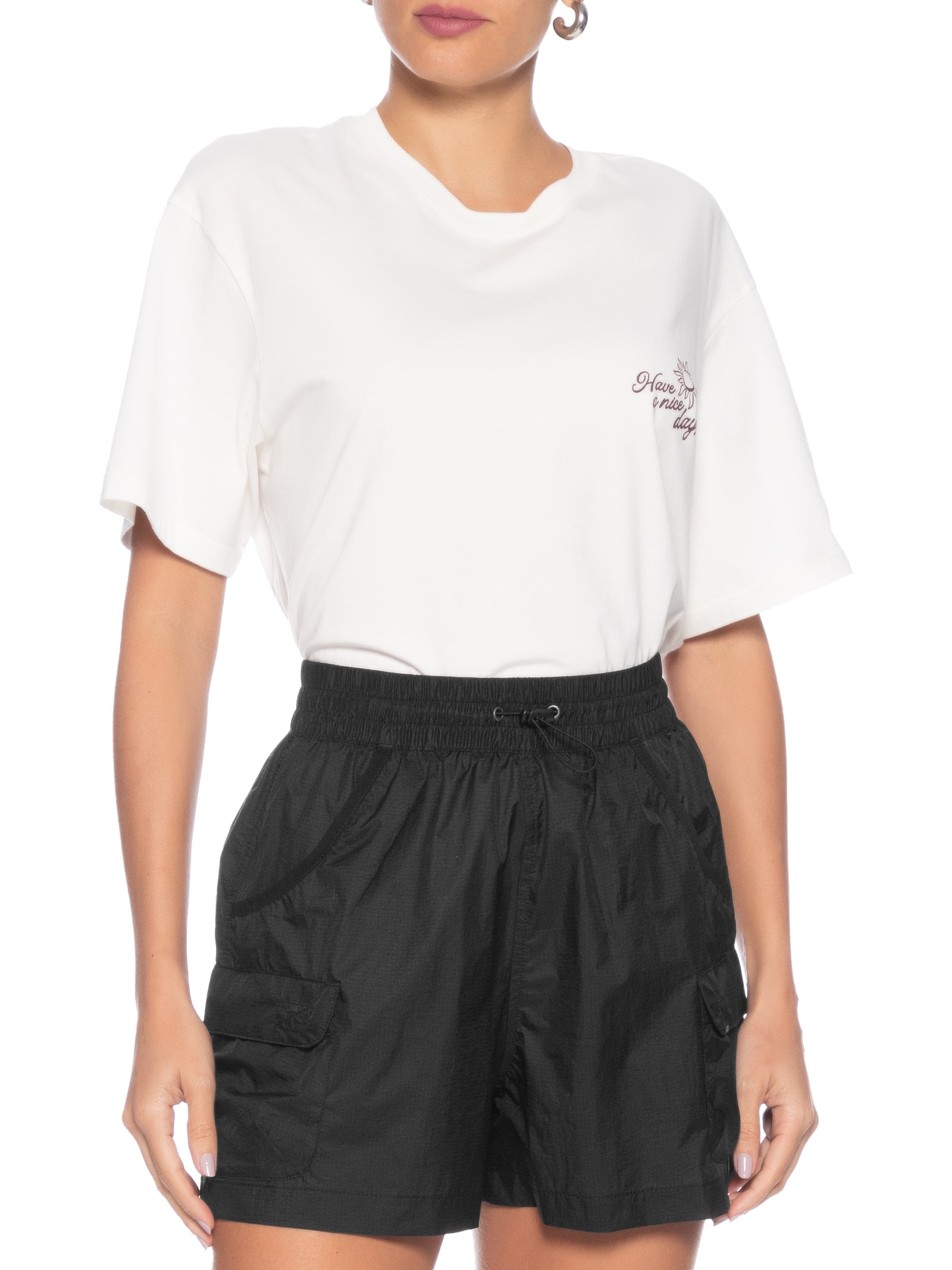 Short Feminino Mte Outbounds Windbreaker Preto Vans