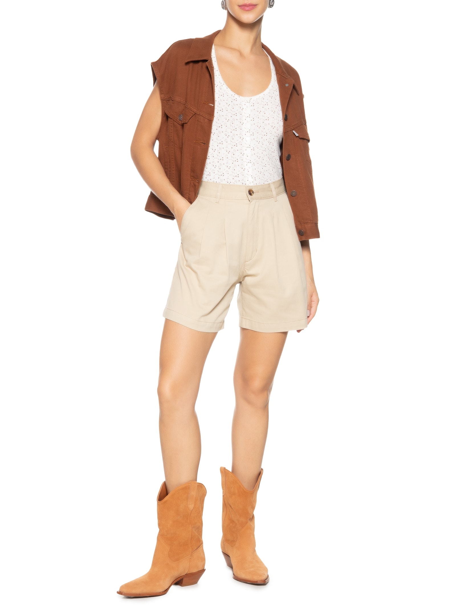Short Feminino Pleated Trousser Bege Levi's