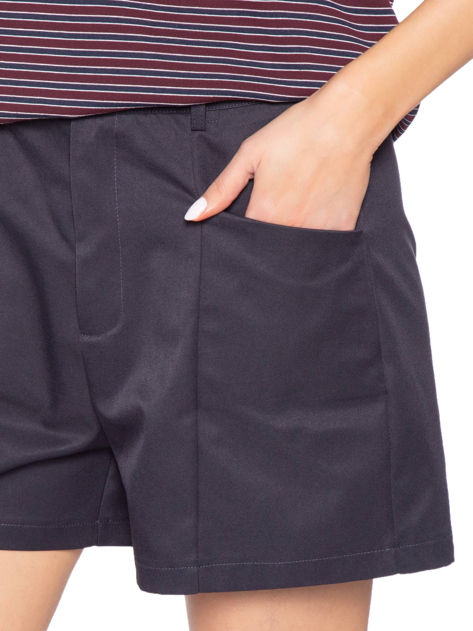 Short Feminino Reto Com Bolso Azul Basiq