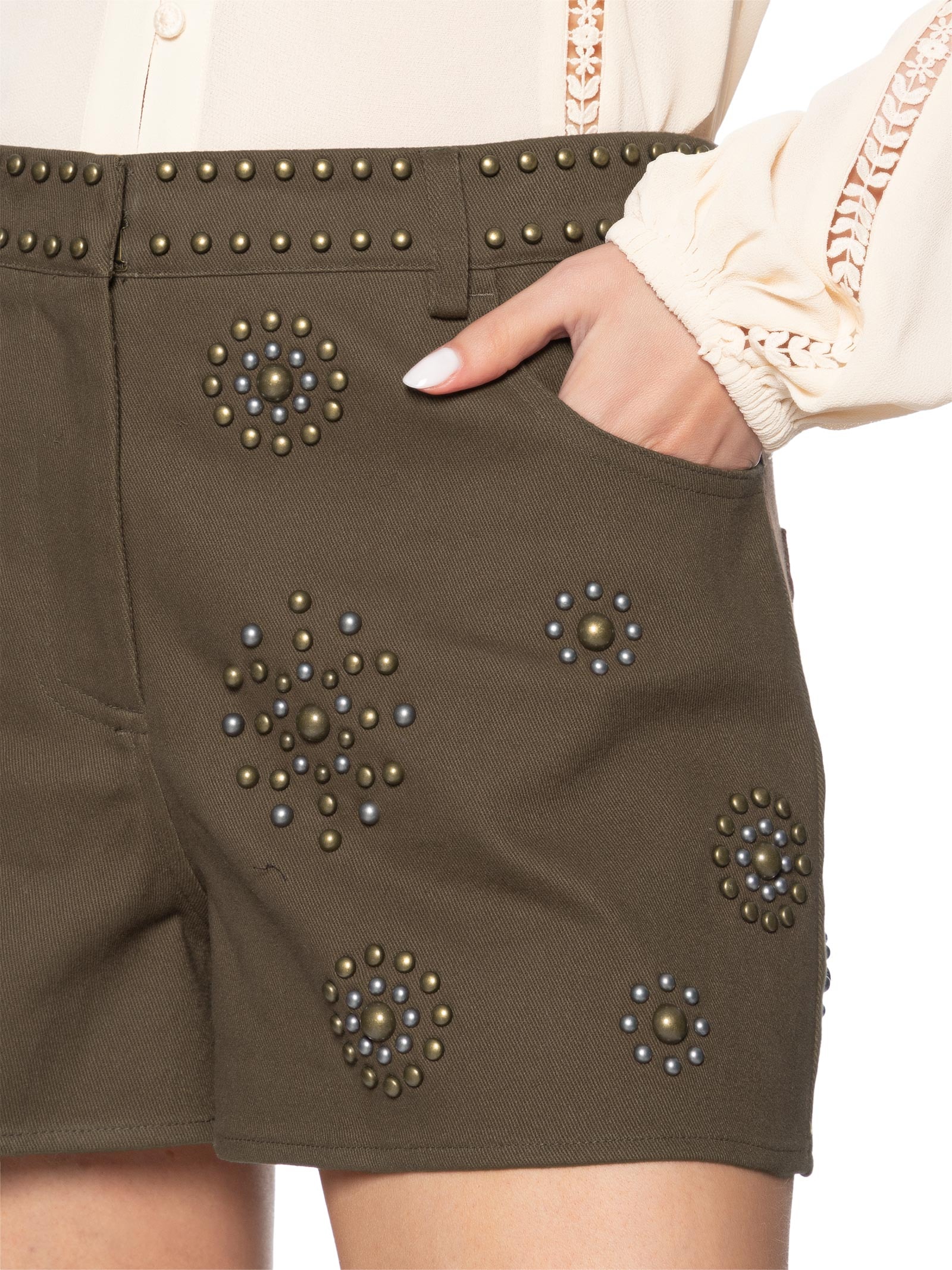 Short Feminino Sarja Mix Rebites Marrom Maria Filó