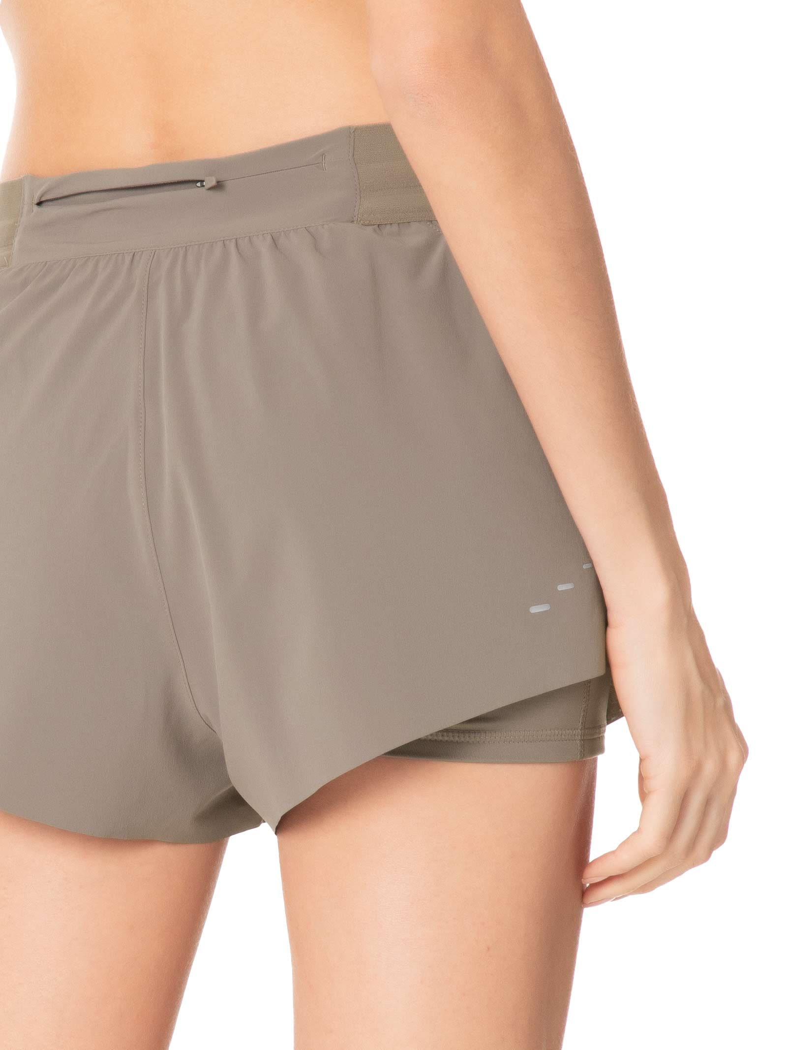 Nike - Short Feminino W Swift Df Mr 2N1 Shrt - Marrom