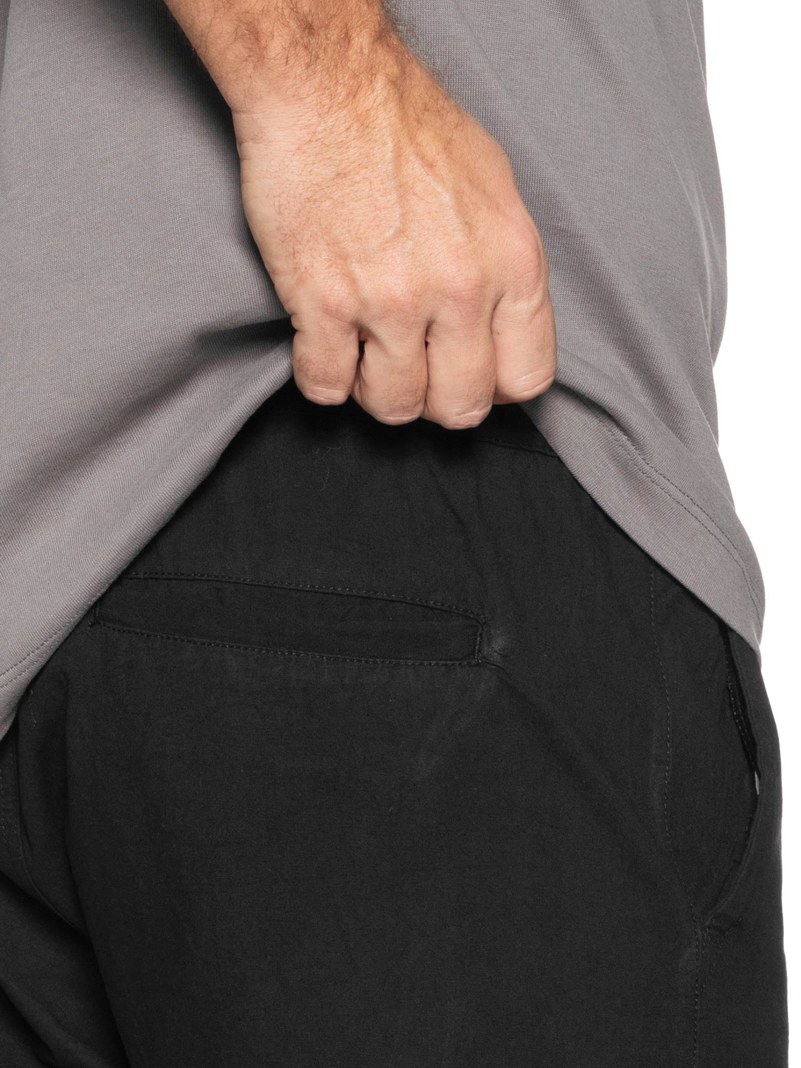 Short Masculina Em Sarja Básico Preto Basiq Men