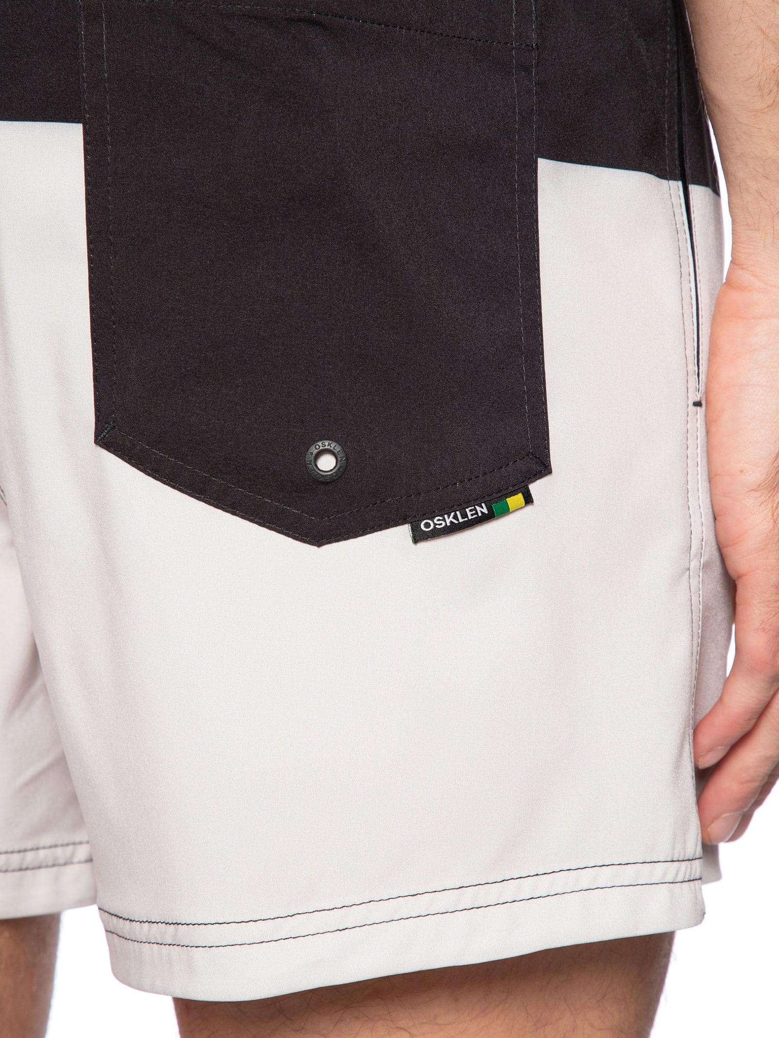 Short Masculino Beach Bicolor Brasão Branco Osklen