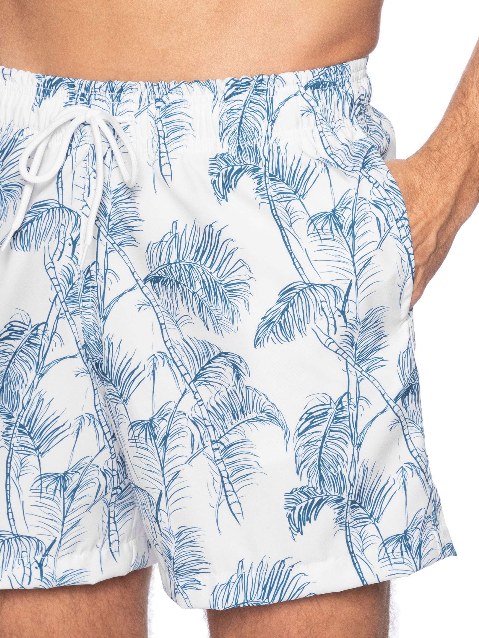 Short Masculino Beachwear Estampa Coqueiro Branco Basiq Men