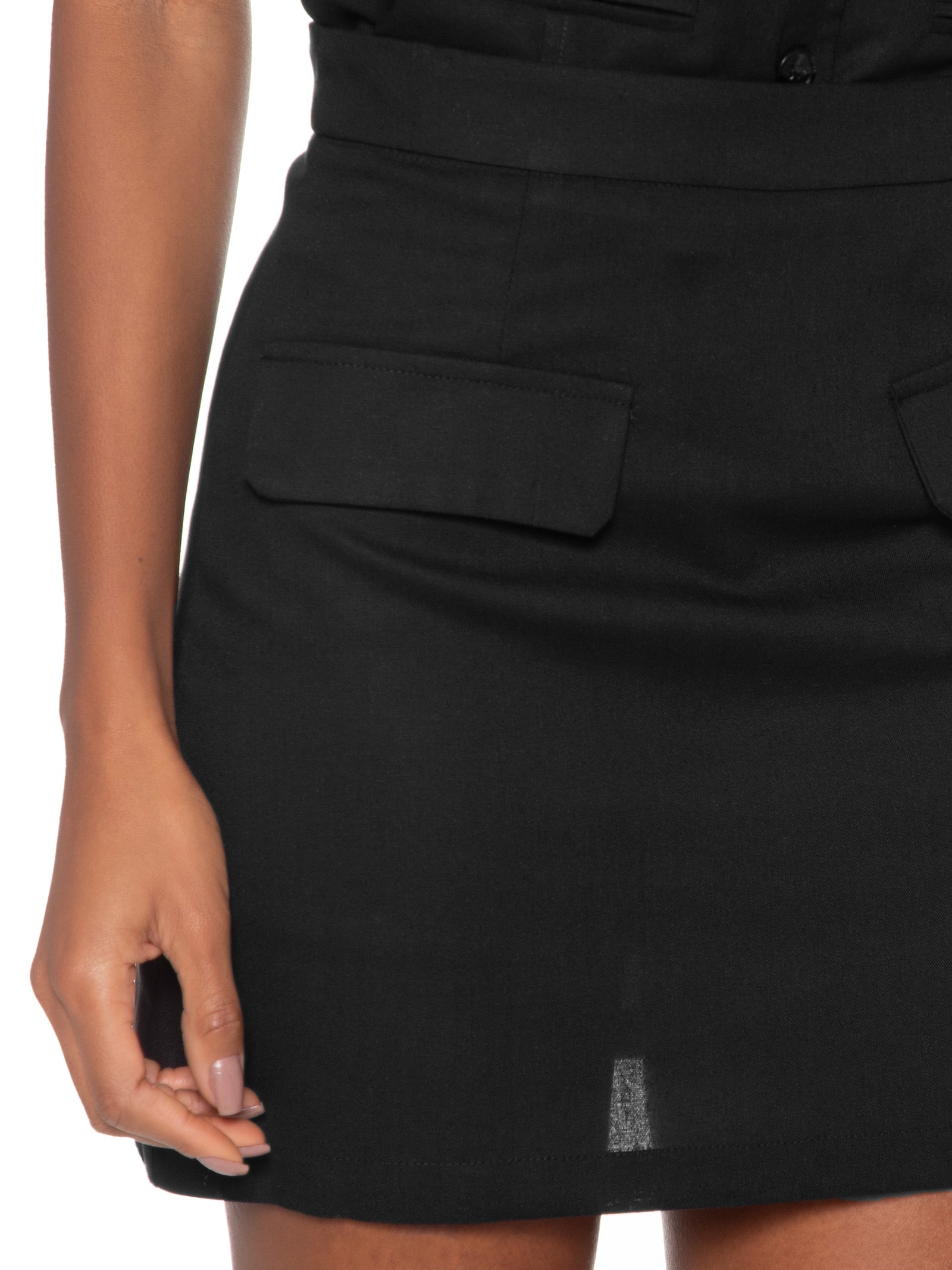 Short Saia Alfaiataria Básico Preto Basiq