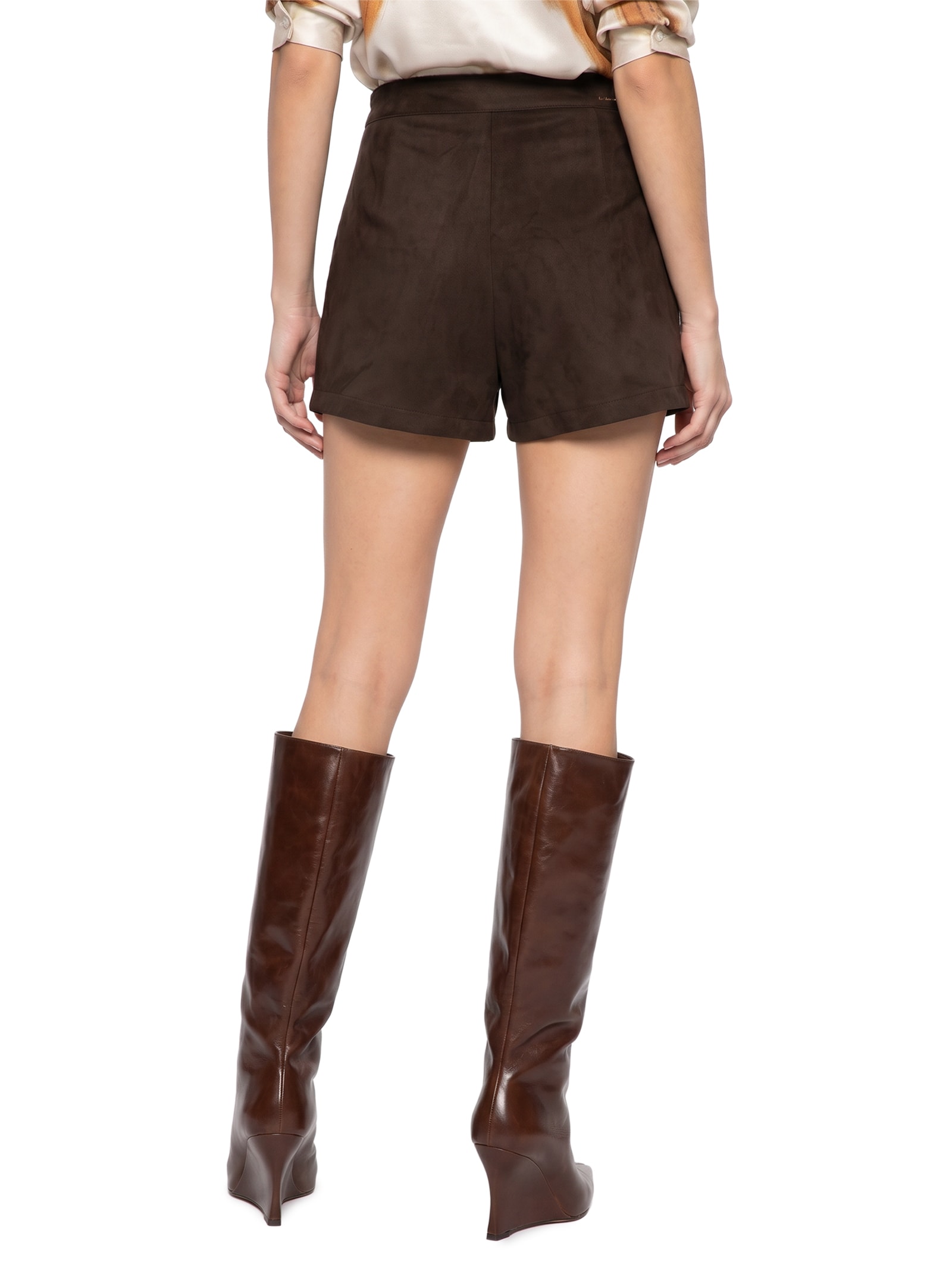 Short Saia Feminino Em Camurça Marrom Lança Perfume