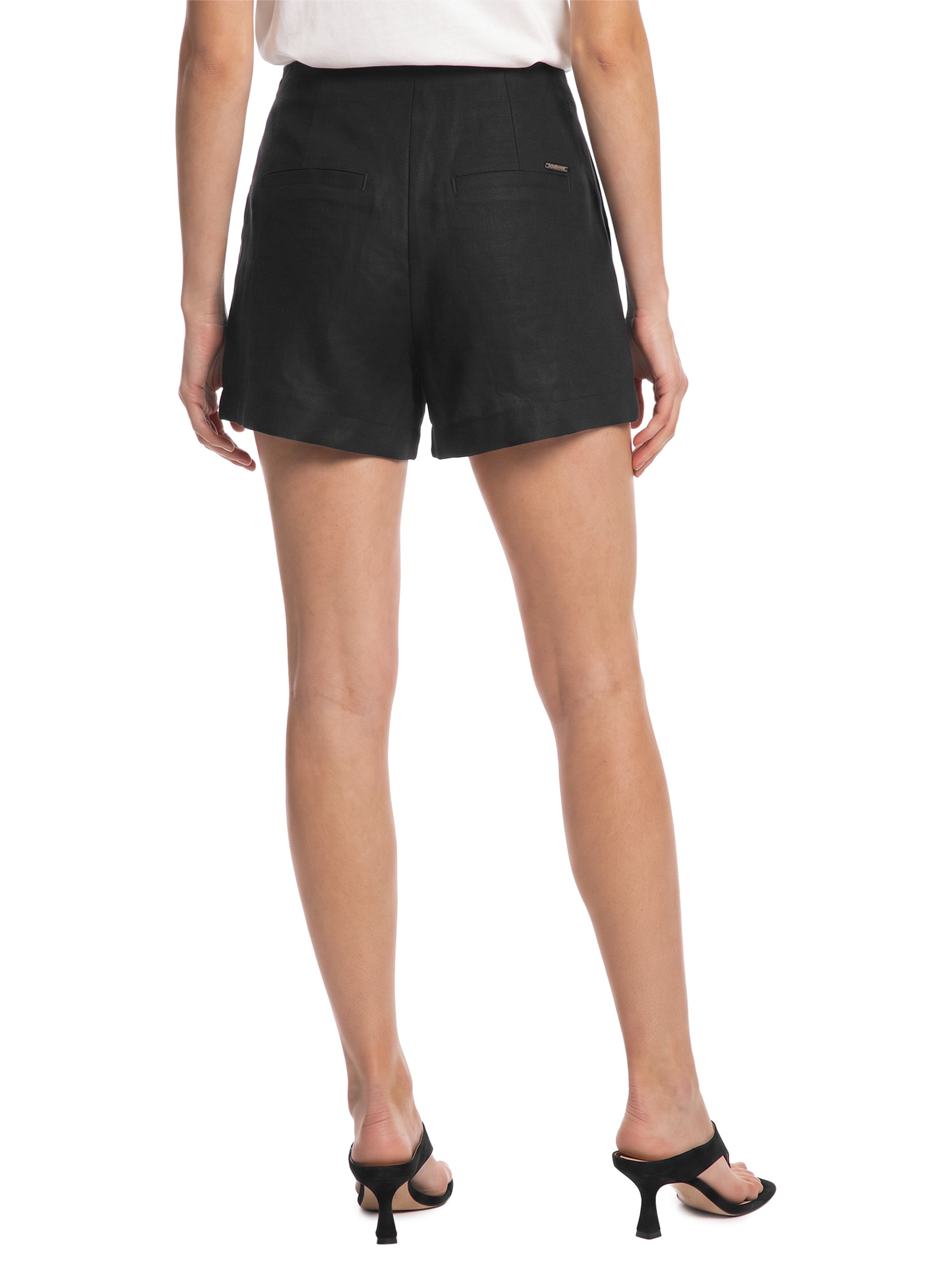 Short Saia Preto Colcci