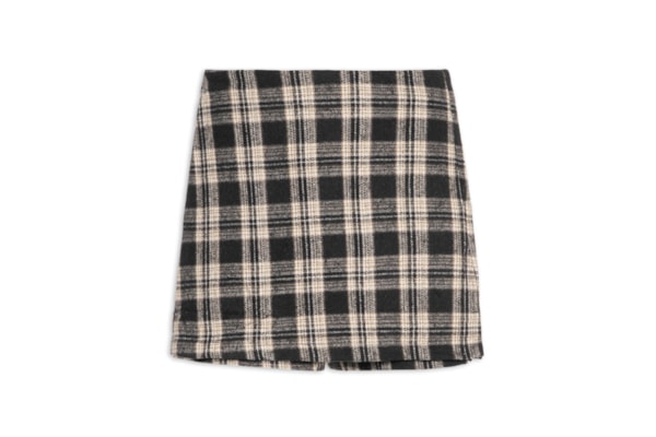 Short Saia Xadrez Com Fenda - Preto