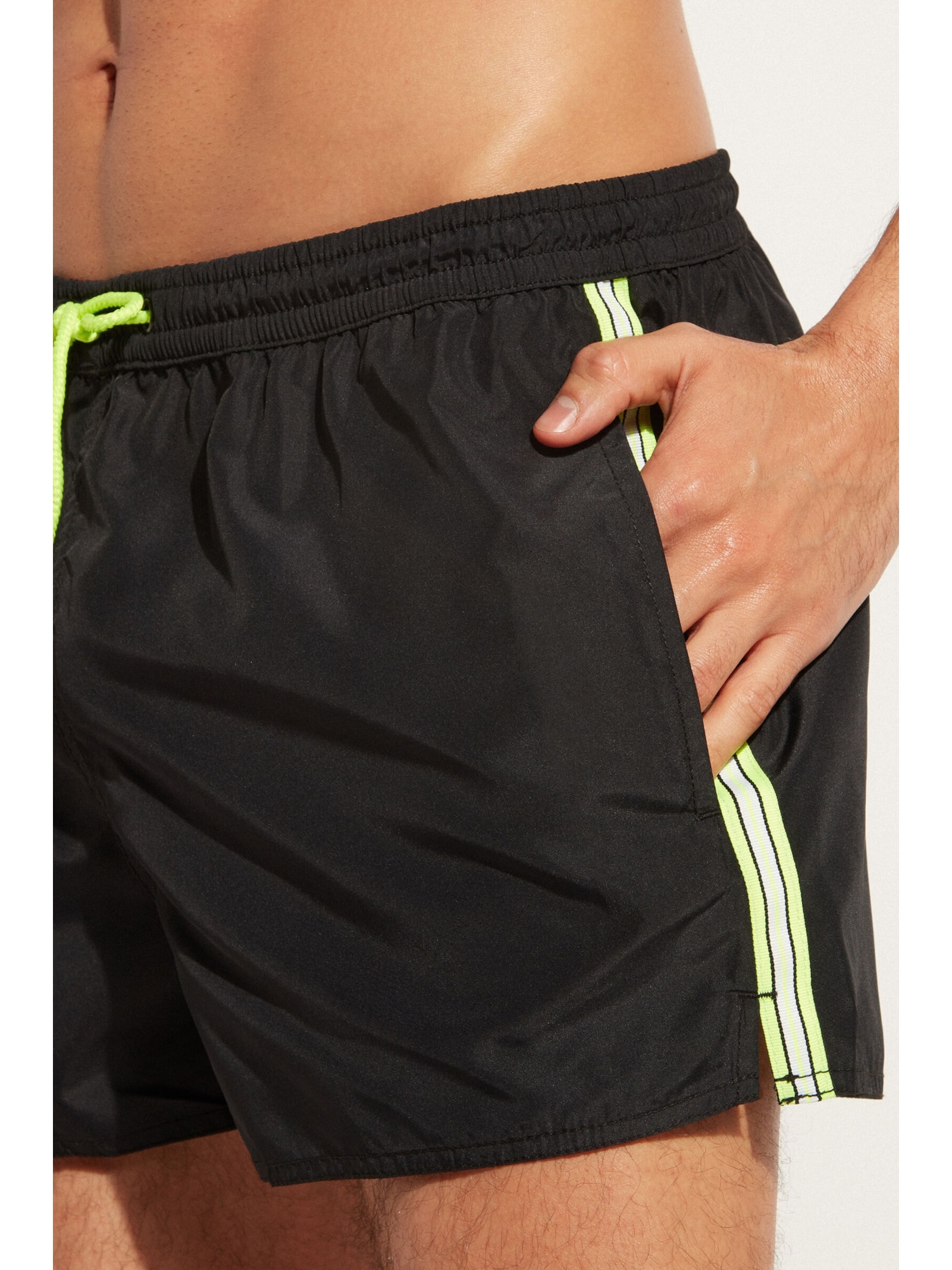 Shorts De Praia Homem Ibiza Eco Preto Calzedonia