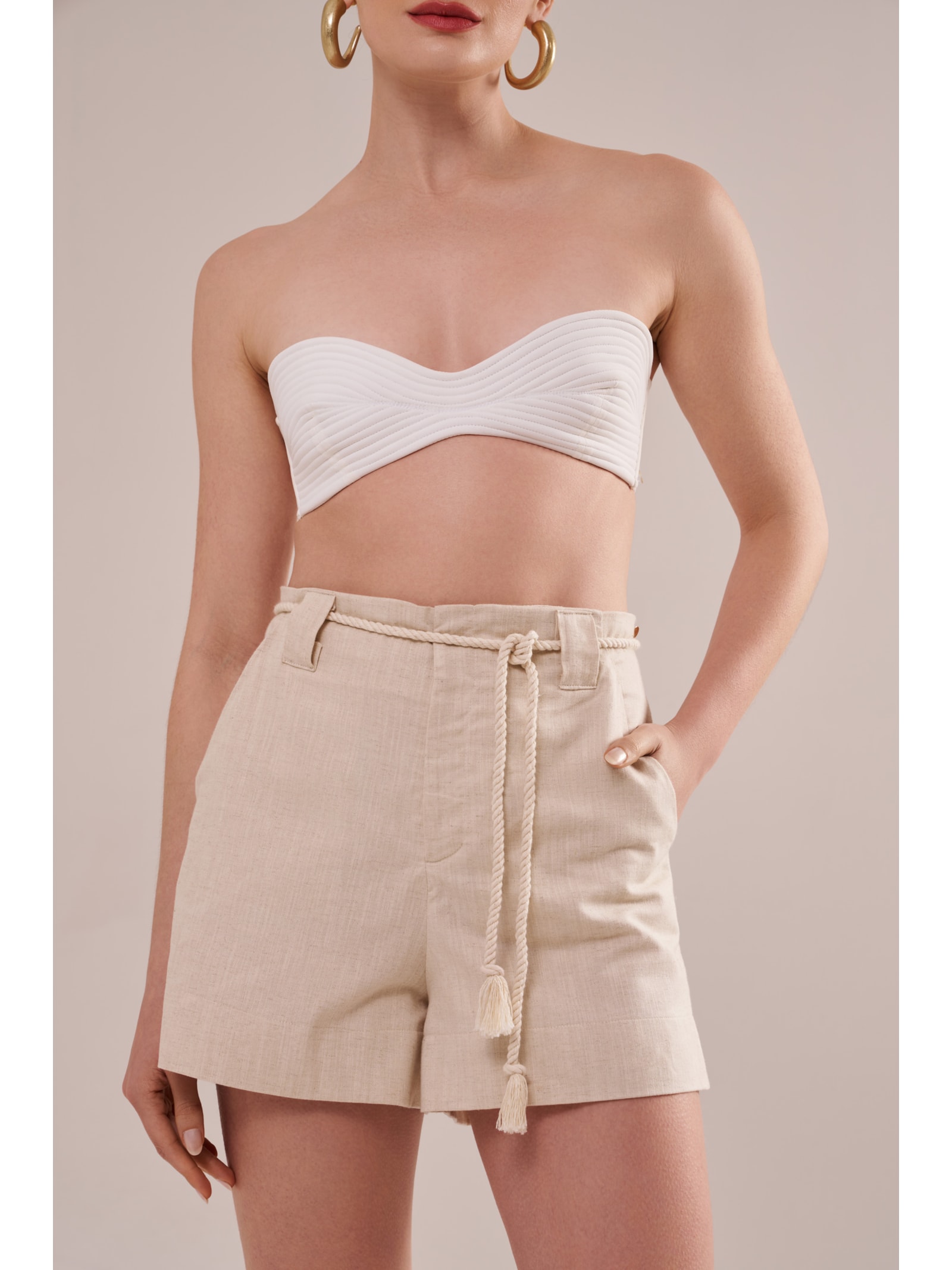 shorts em linho com algodão cordel Suntime