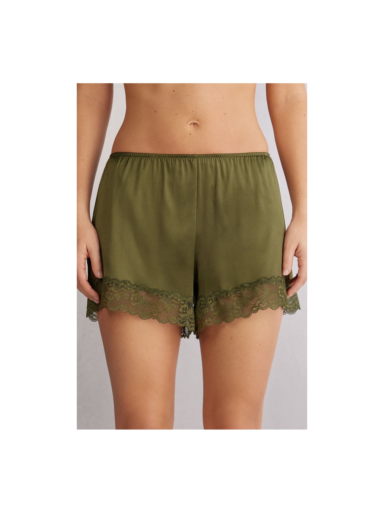 Shorts Em Seda Com Renda Verde Intimissimi