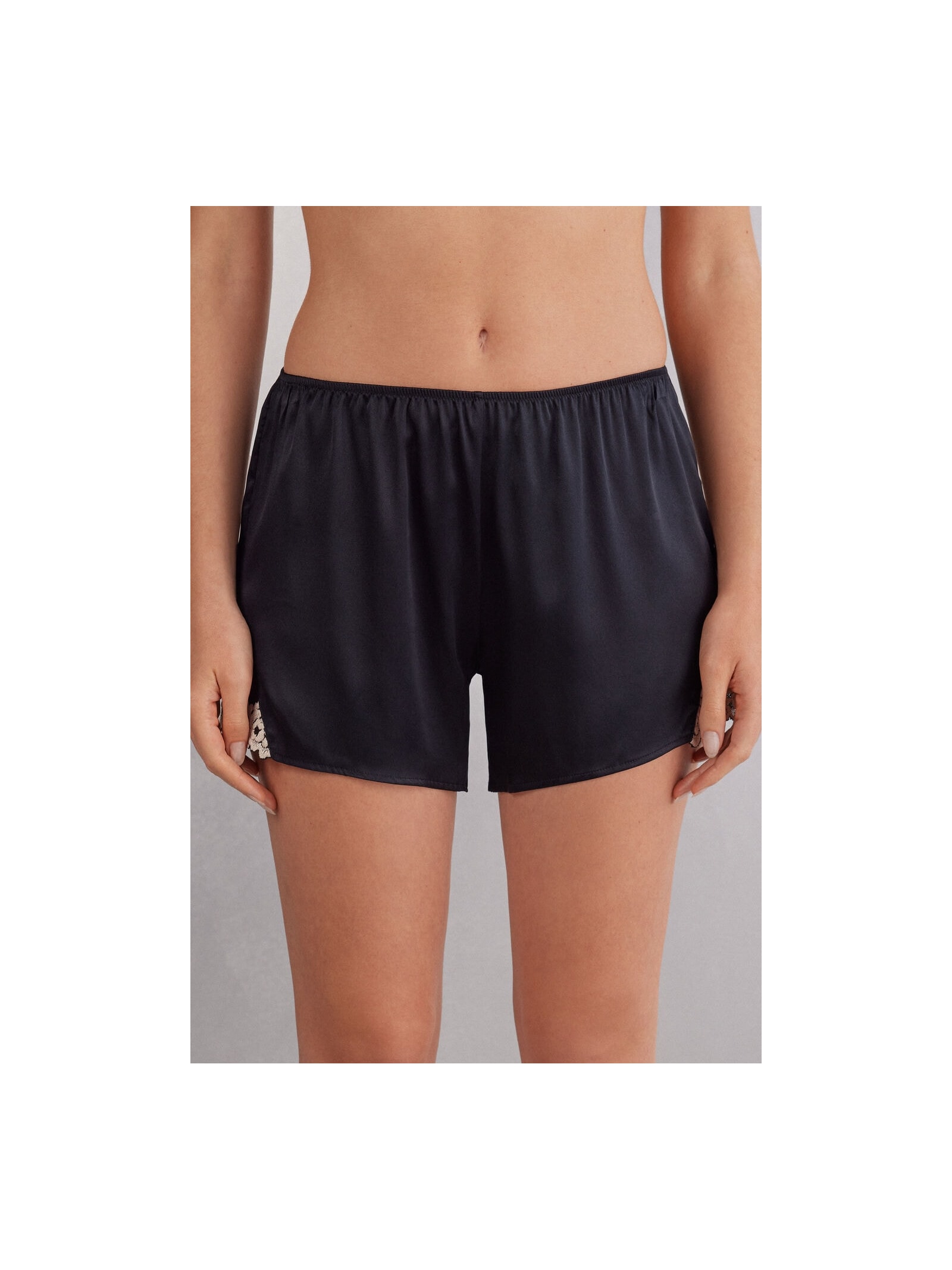 Shorts Em Seda Pretty Flowers Preto Intimissimi
