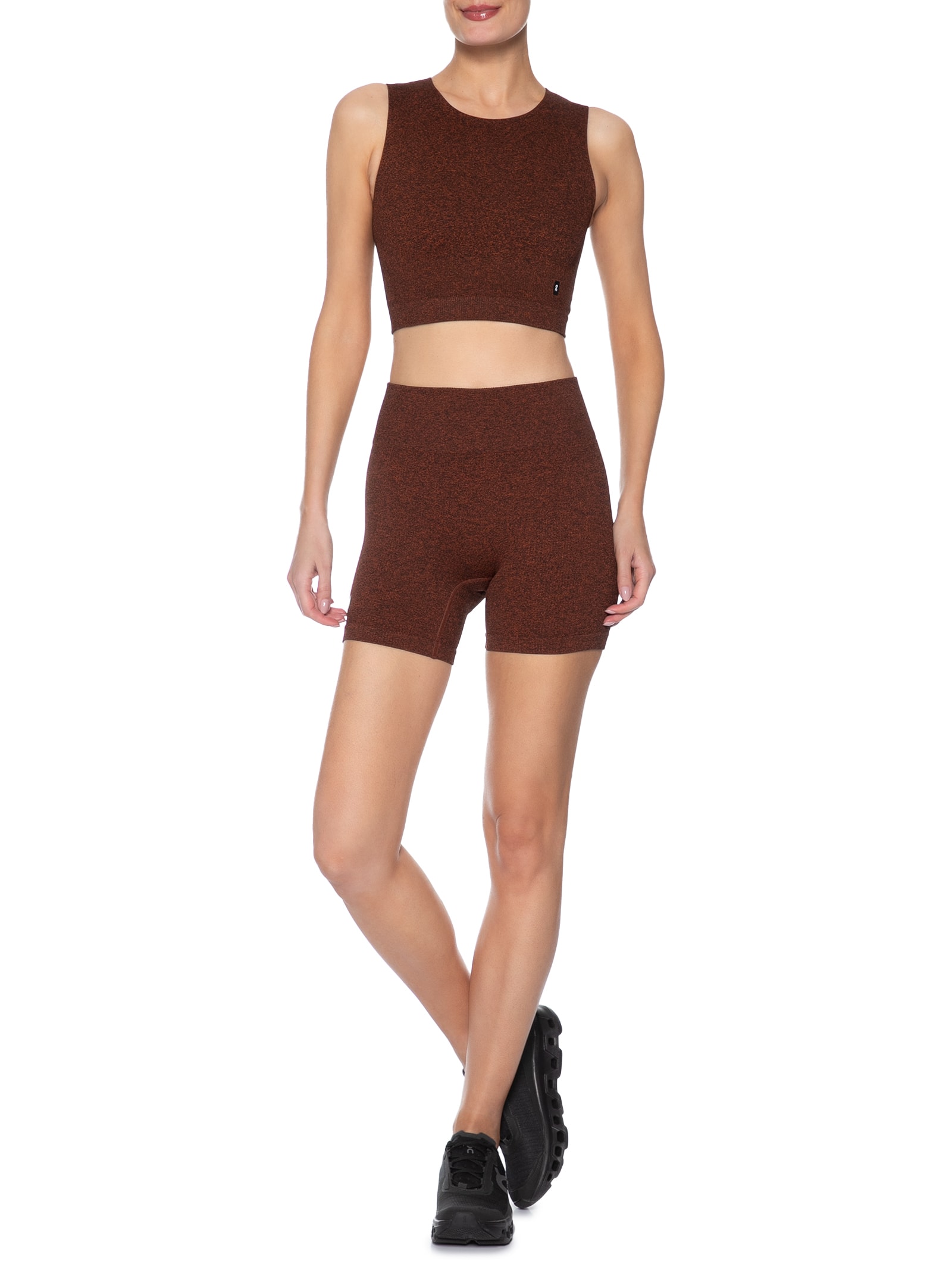 Shorts Feminino Studio Knit Marrom On Running