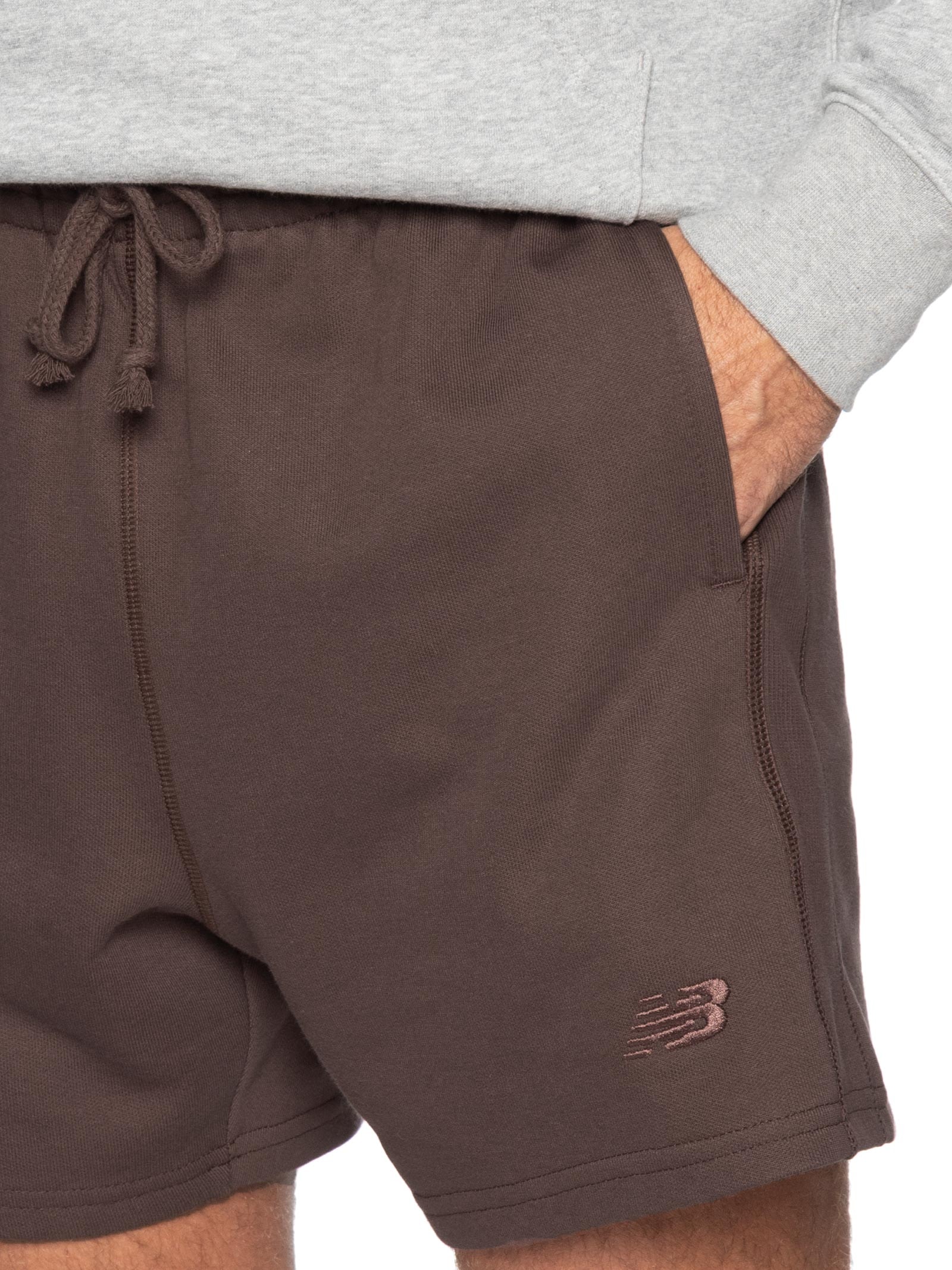 Shorts Masculino Athletics Small Logo 5 Marrom New Balance