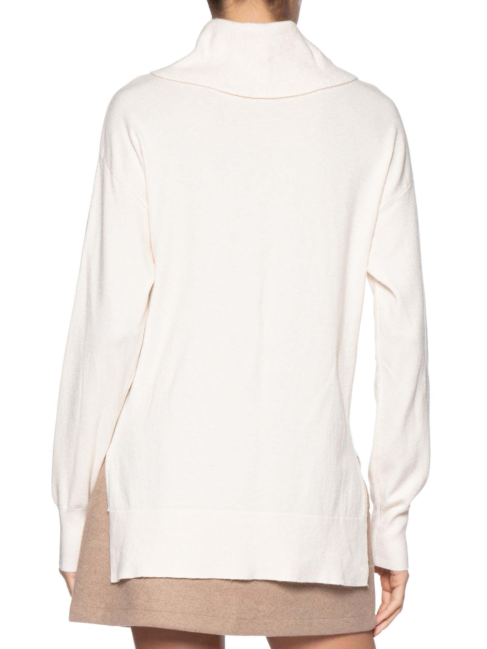 Suéter Feminino Alongado Em Tricot Off White Basiq