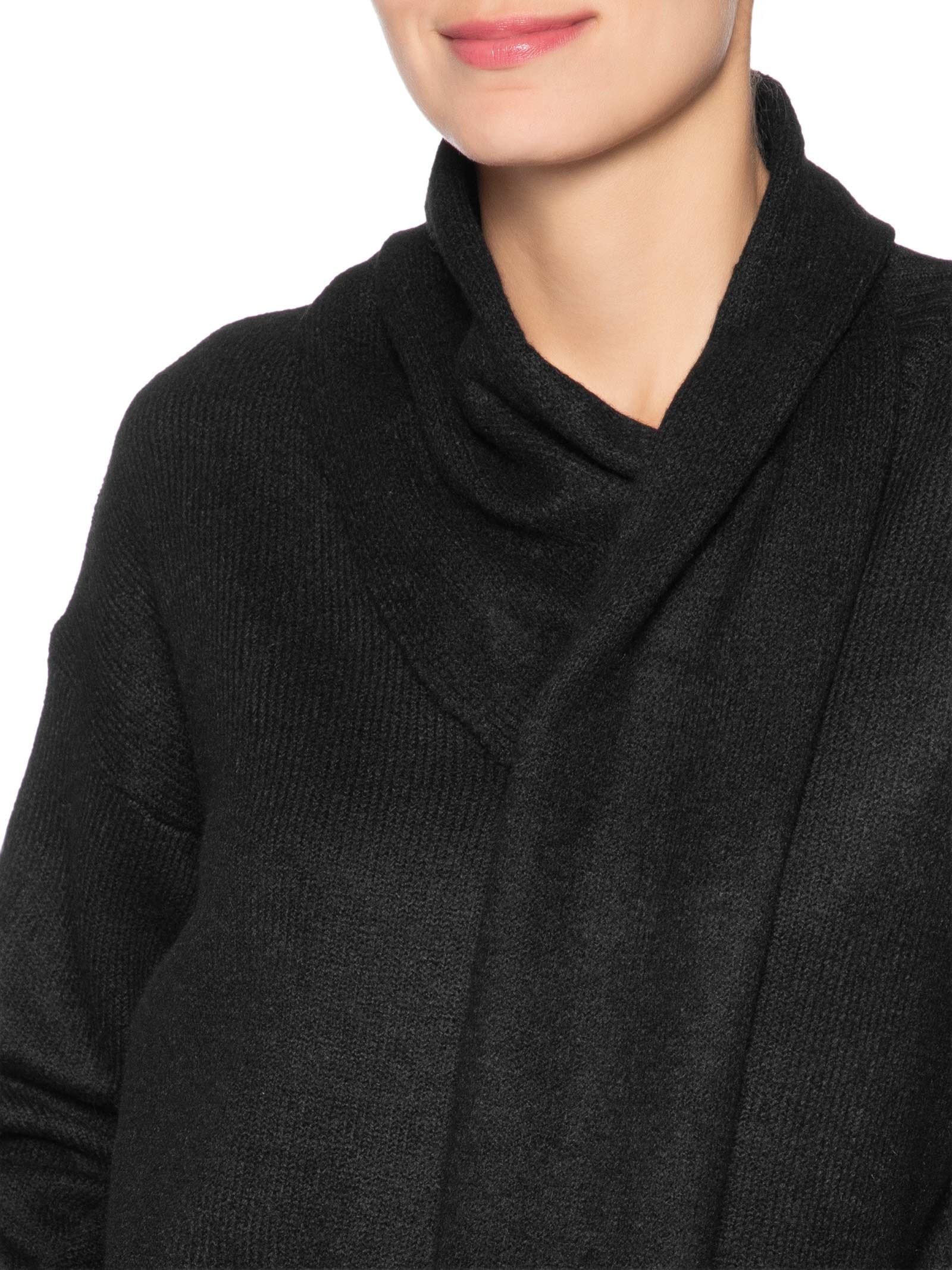 Suéter Feminino Amplo Com Gola Cachecol Preto '2Essential