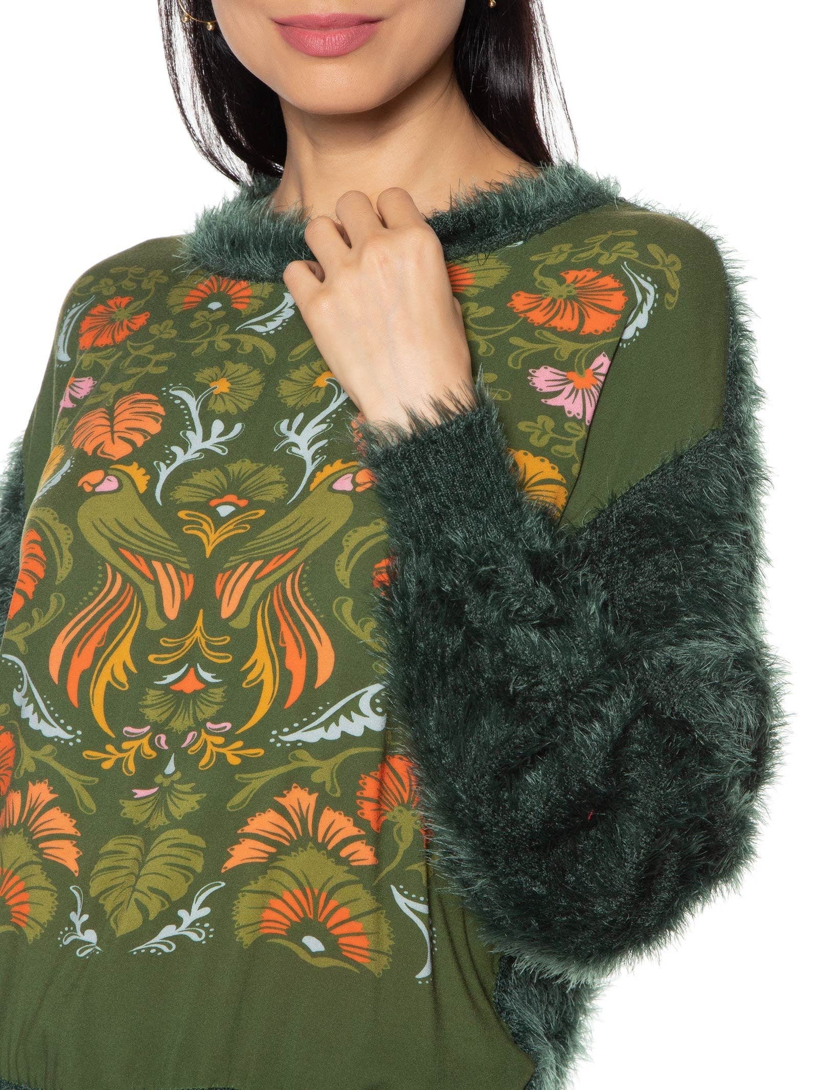 Suéter Feminino Casulo Tricot Pelinho Helena Verde Farm