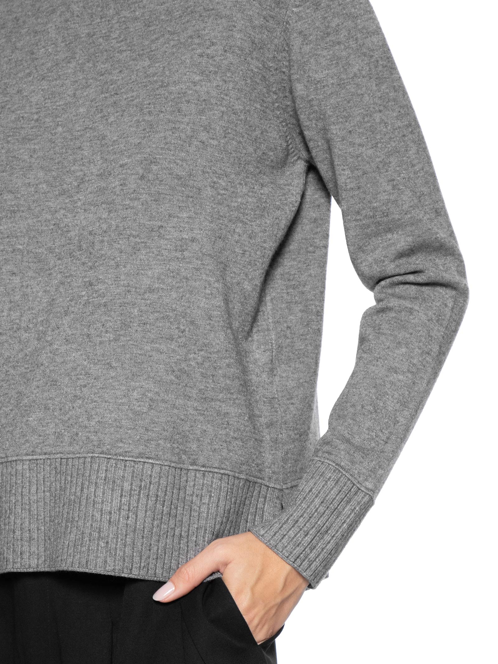 Suéter Feminino Oversized Básico Cinza Basiq