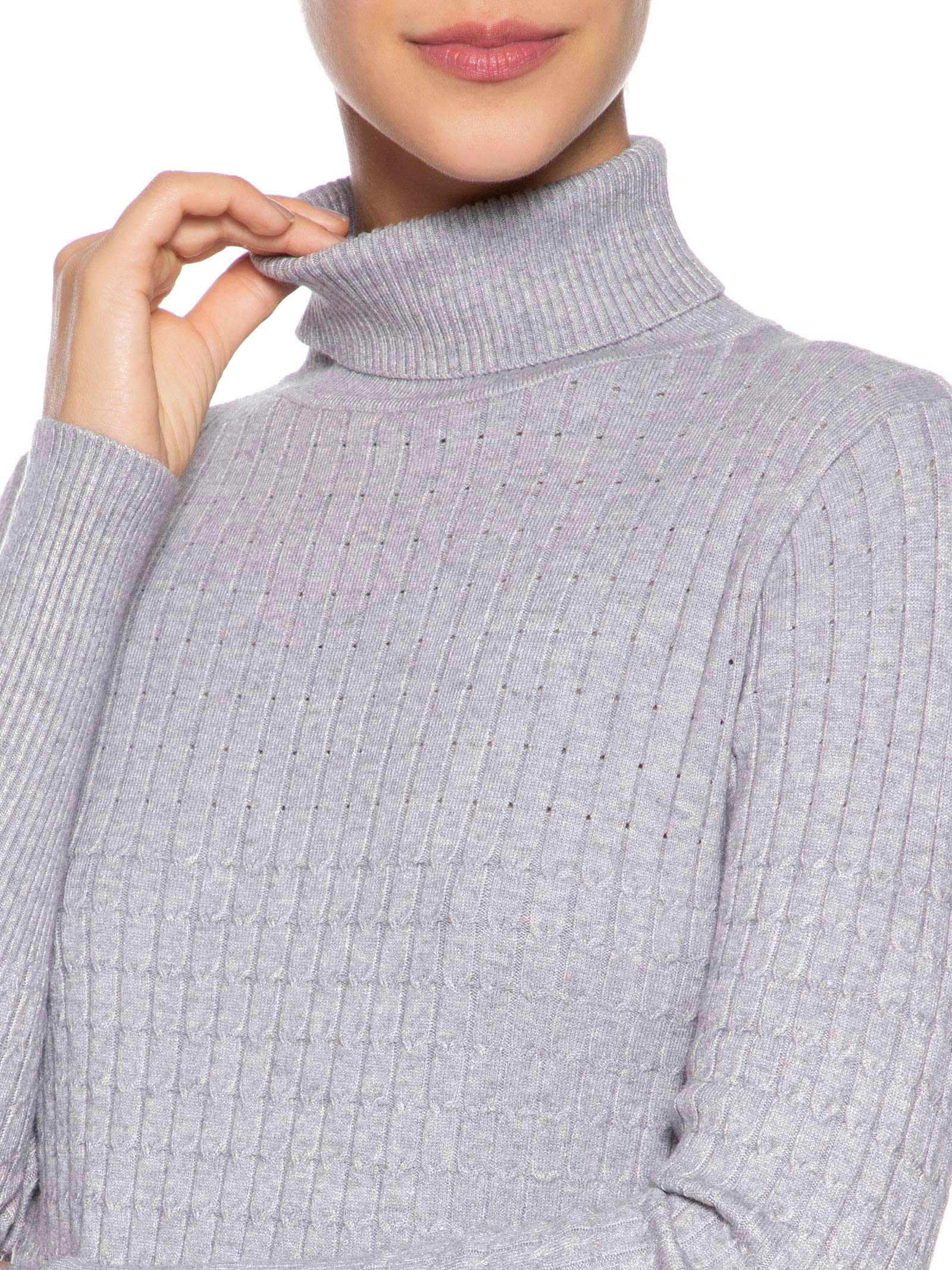 Suéter Feminino Texturizado Gola Role Cinza Basiq