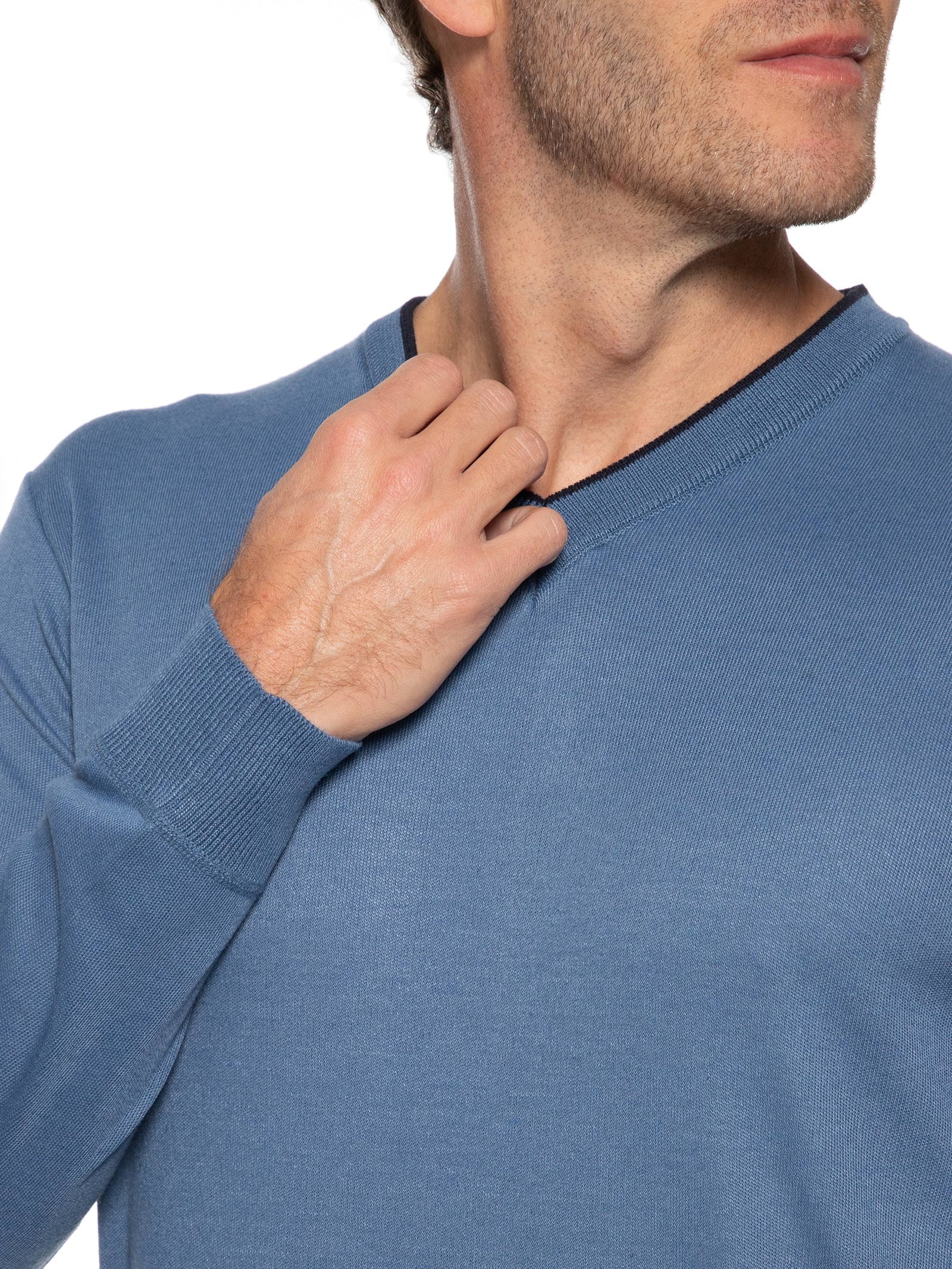 Suéter Masculino Básico Gola V Azul Basiq Men