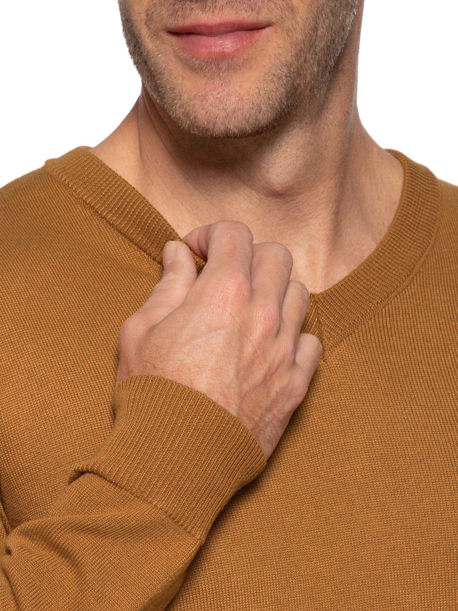 Suéter Masculino Gola V Color Básico Bege  Basiq Men