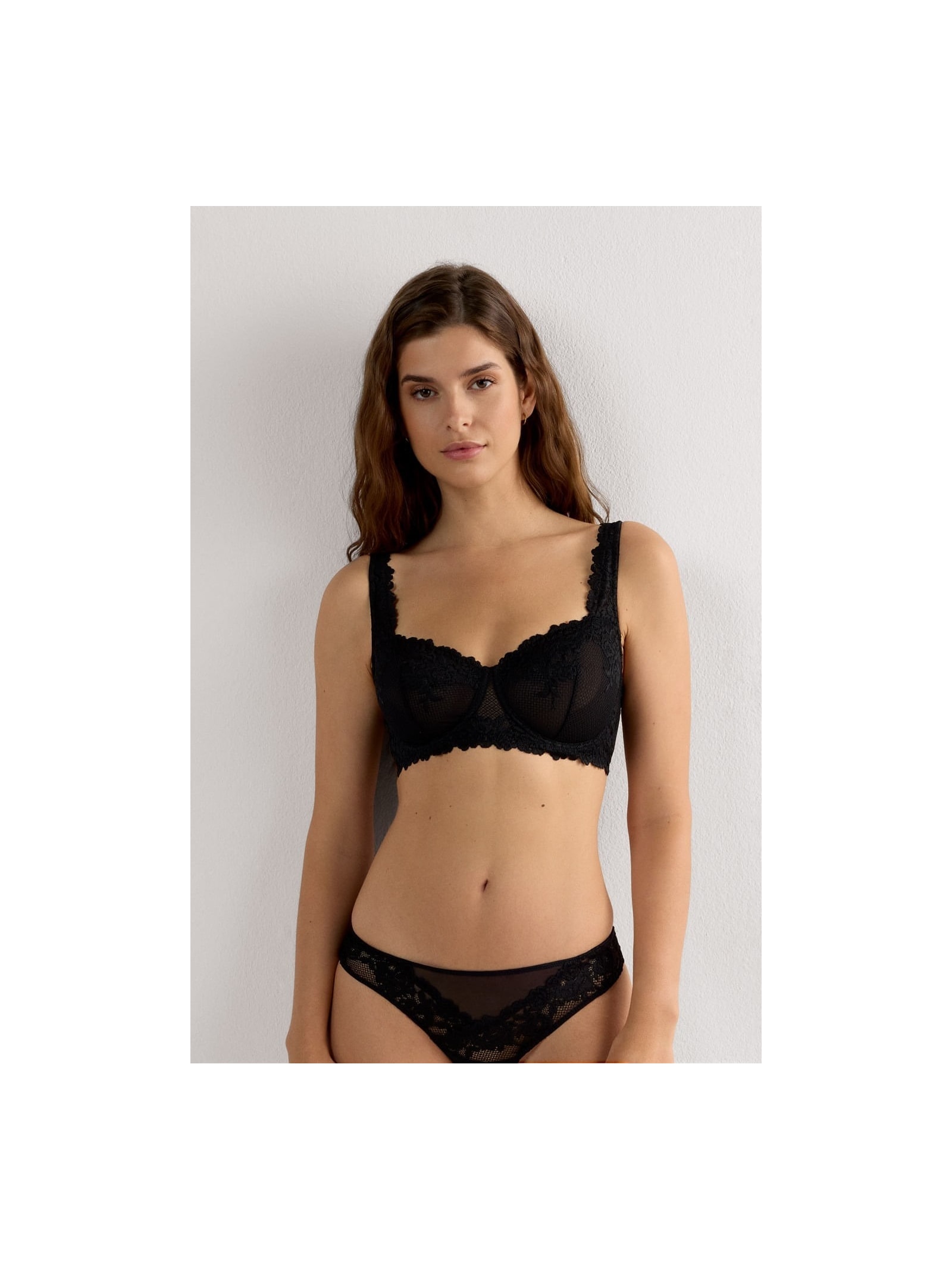 Sutiã Balconette Daniela Pretty Flowers Preto Intimissimi