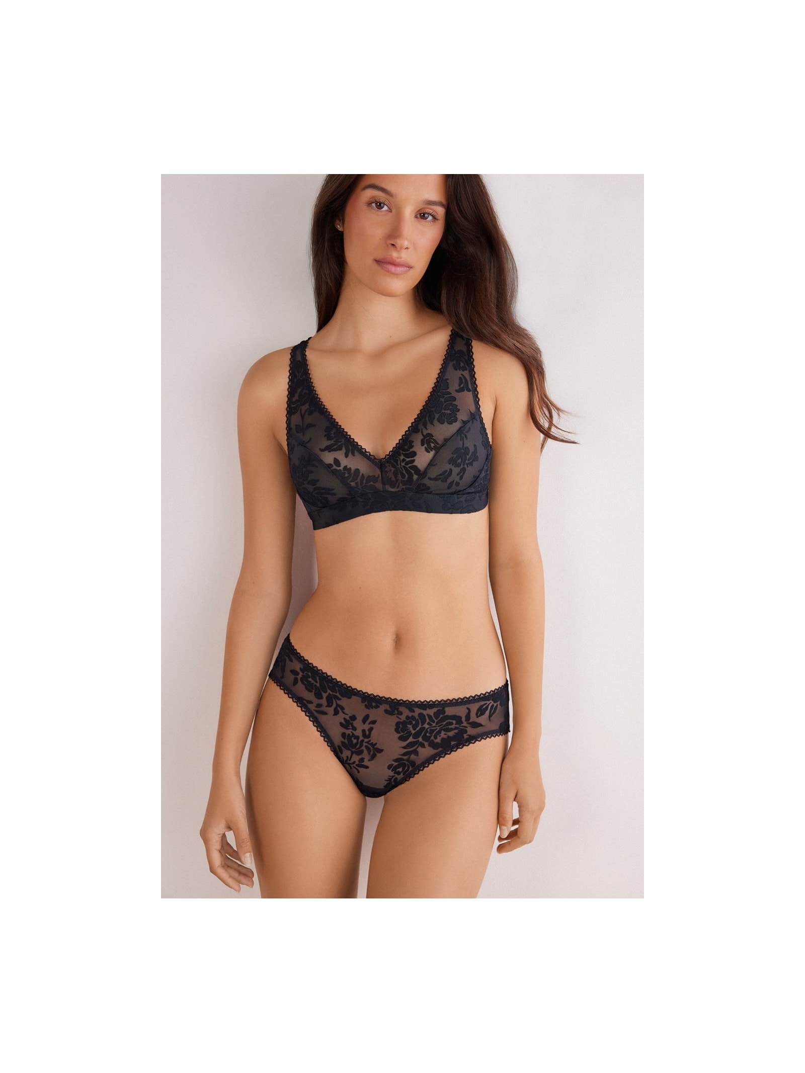 Sutiã Triângulo Lara Softer Than a Kiss Preto Intimissimi