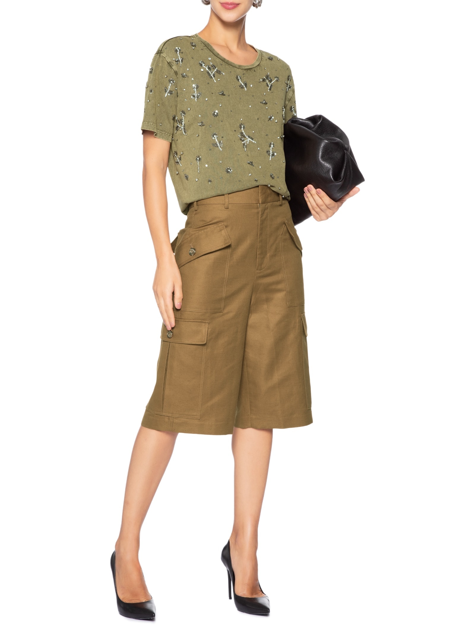 T-shirt Feminina  Bordada Flores Verde Animale