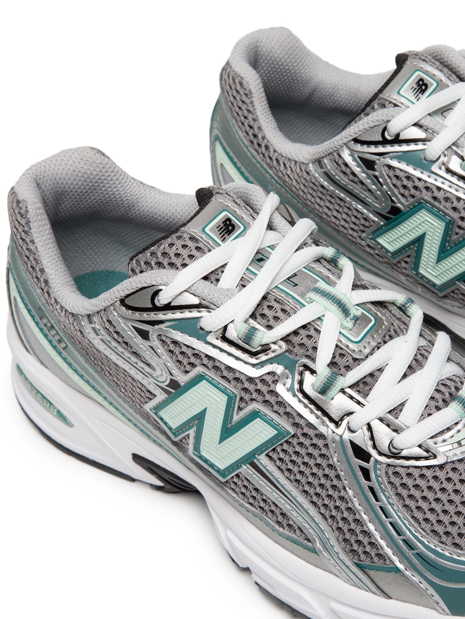 New Balance - Tênis Feminino 740 - Verde