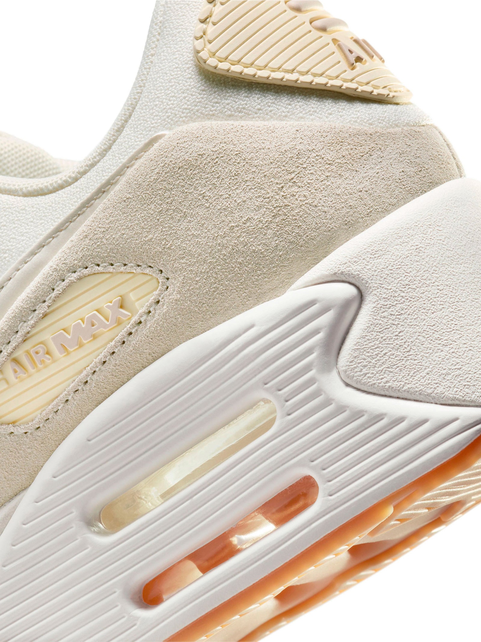 Tênis Feminino Air Max 90 LV8 Branco Nike