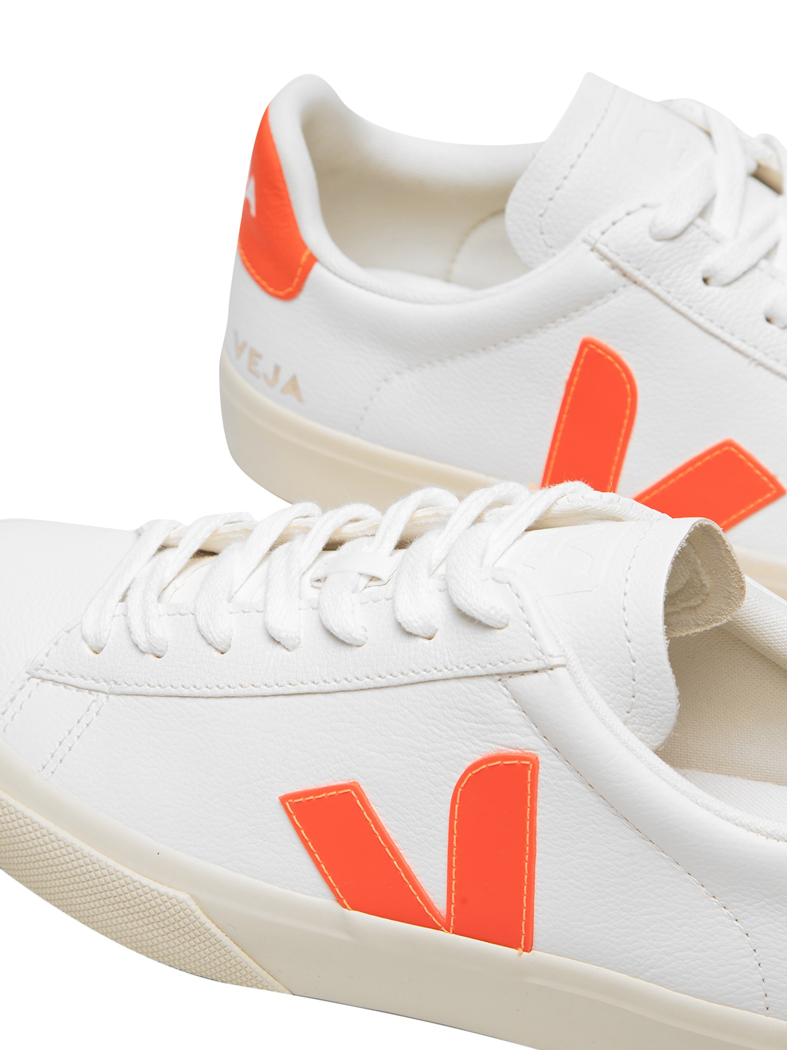 Tênis Feminino Campo ChromeFree Leather Branco Veja