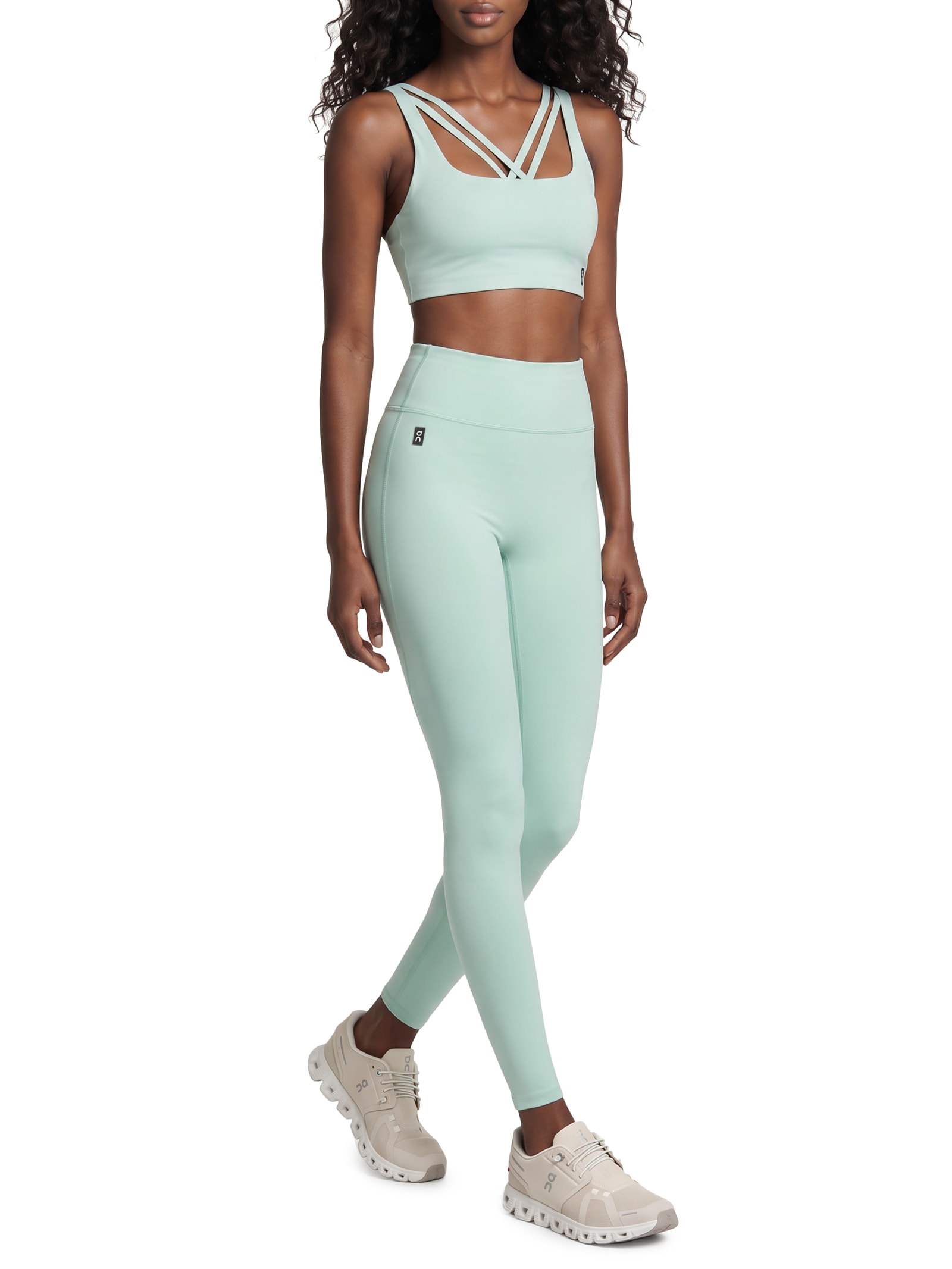 Tênis Feminino Cloud 6 Cinza On Running