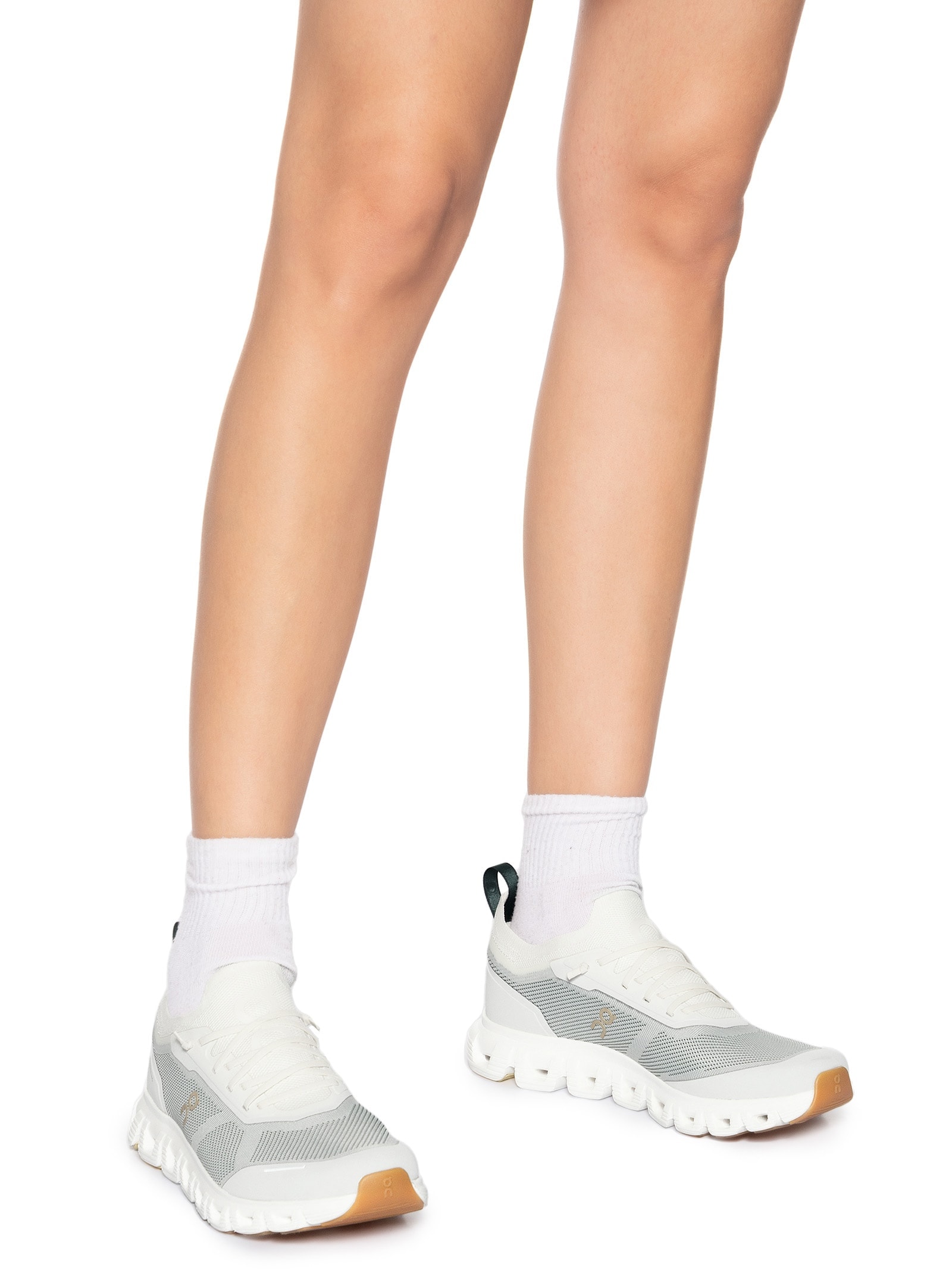 Tênis Feminino Cloud 6 Versa - Off White - On Running