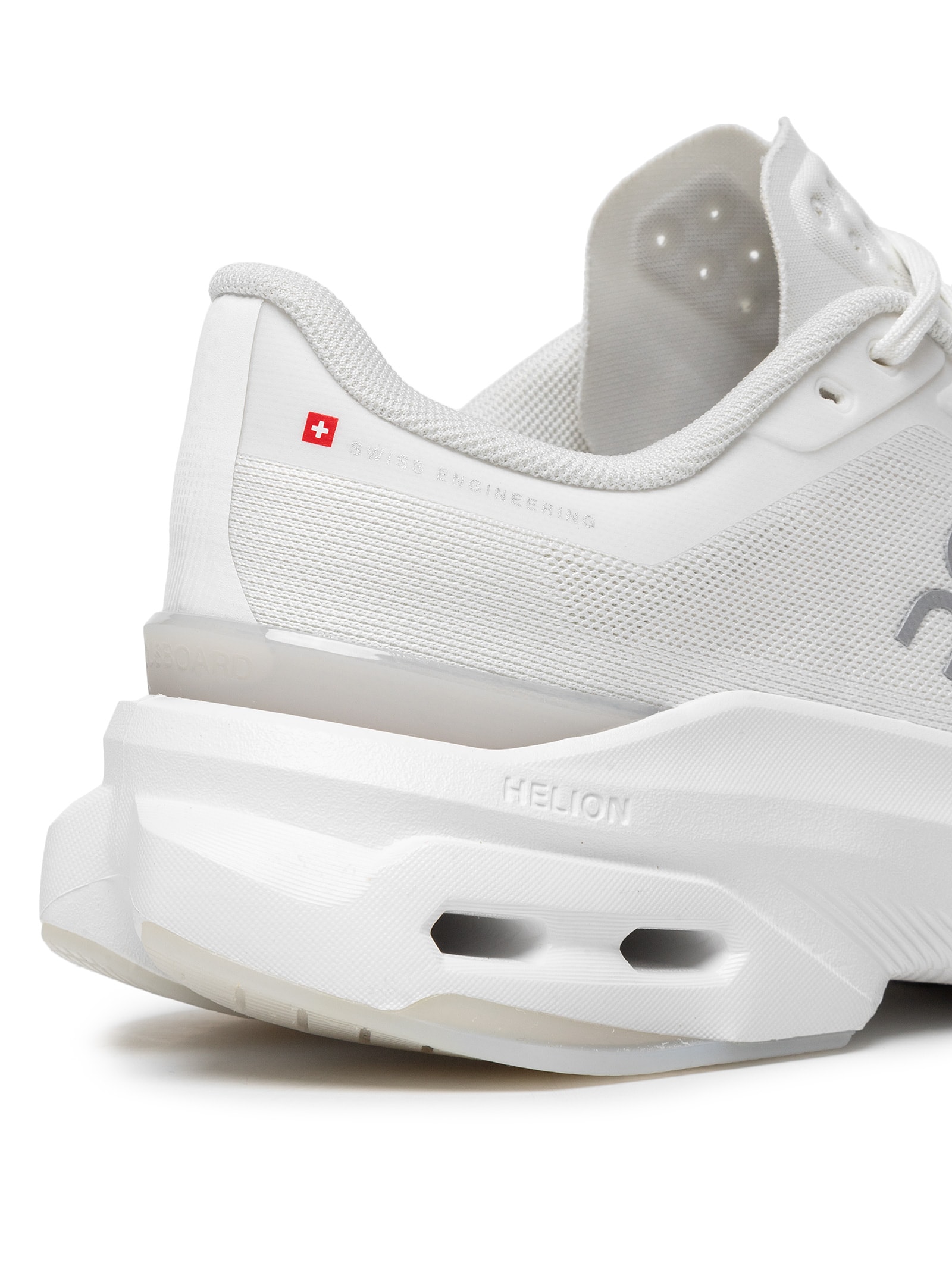 Tênis Feminino Cloudpulse 2 W Branco On Running