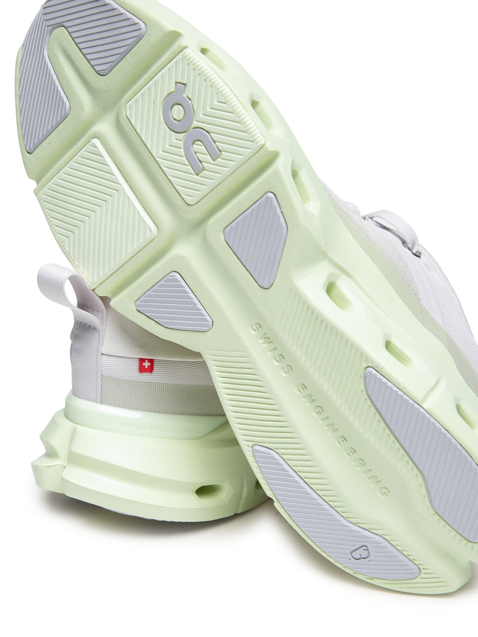 Tênis Feminino Cloudpulse Next 1 Off White On Running